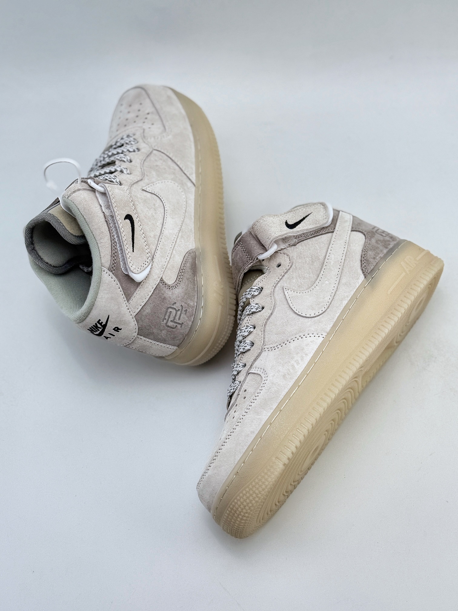 Nike Air Force 1 Mid 07 x Reigning Champ 卫冕冠军  807618-300