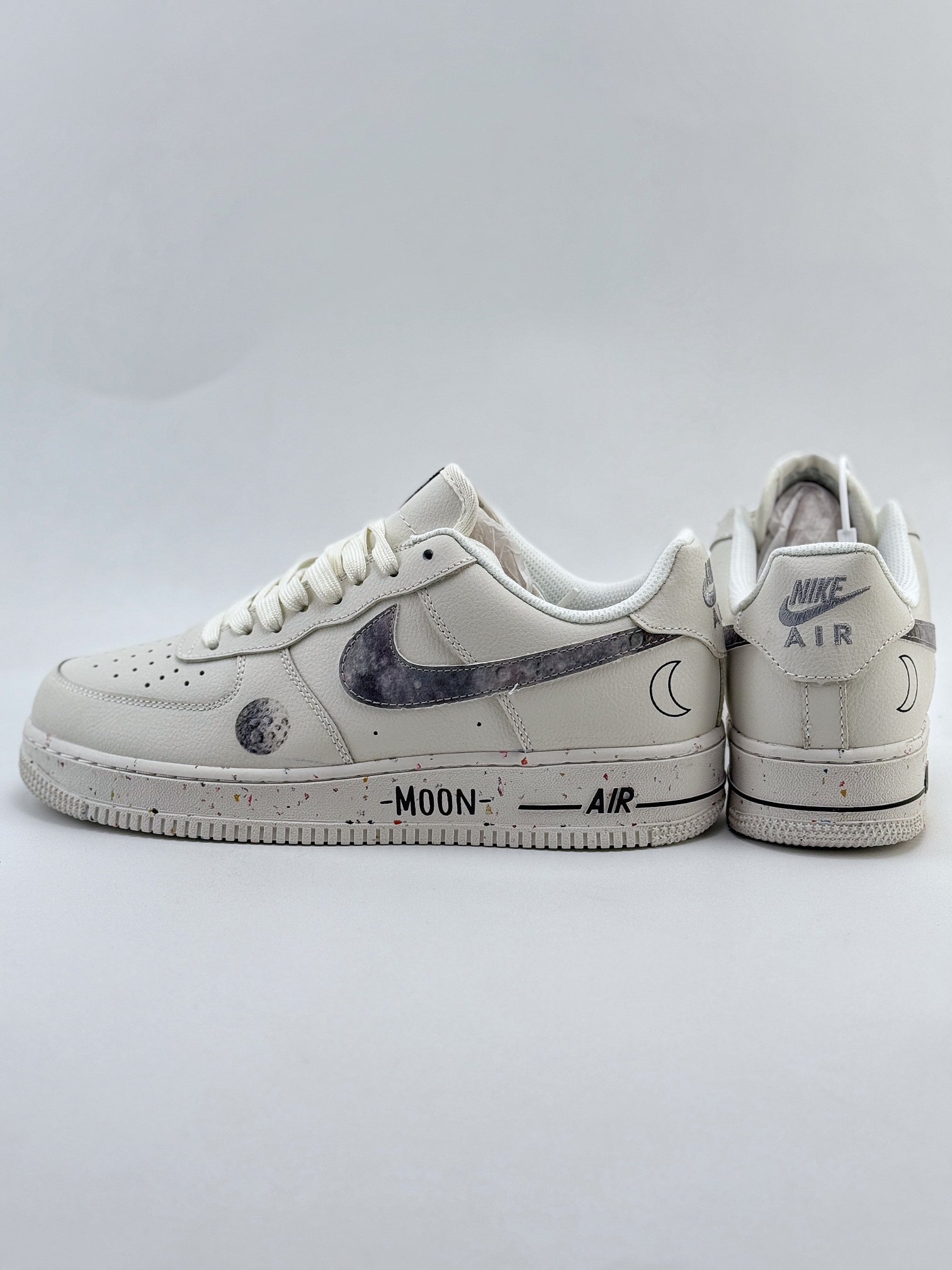 Nike Air Force 1 Low 07 星球 涂鸦 XQ 2481844