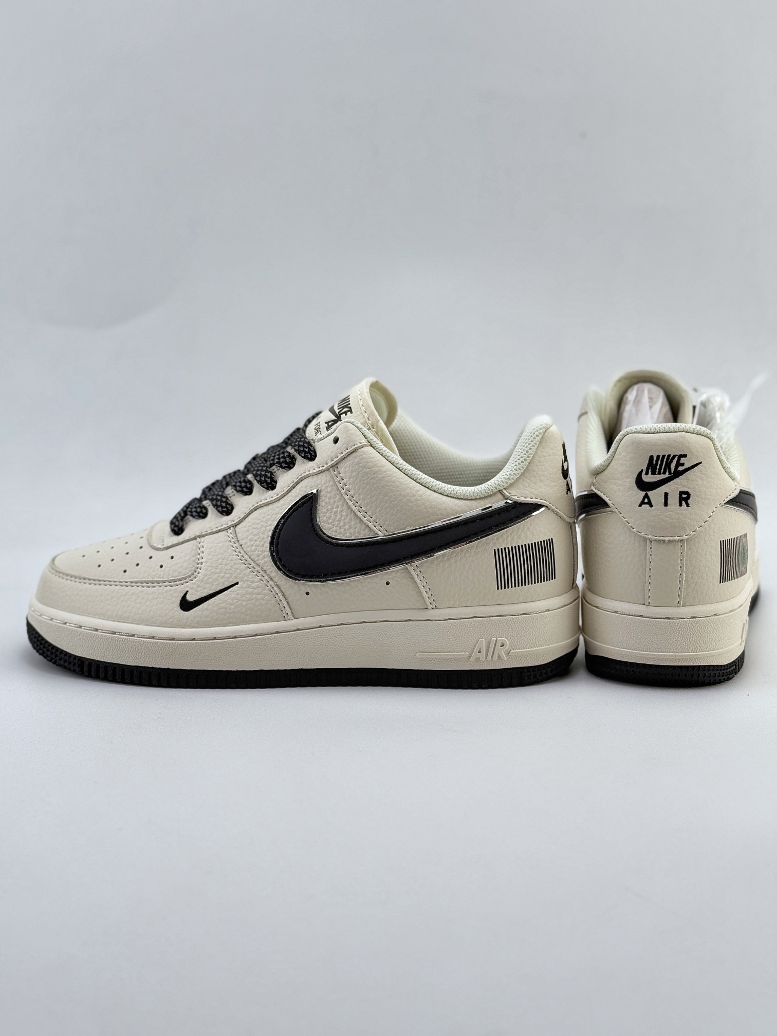 Nike Air Force 1 Low 07 白黑小钩满天星  CU1836-962