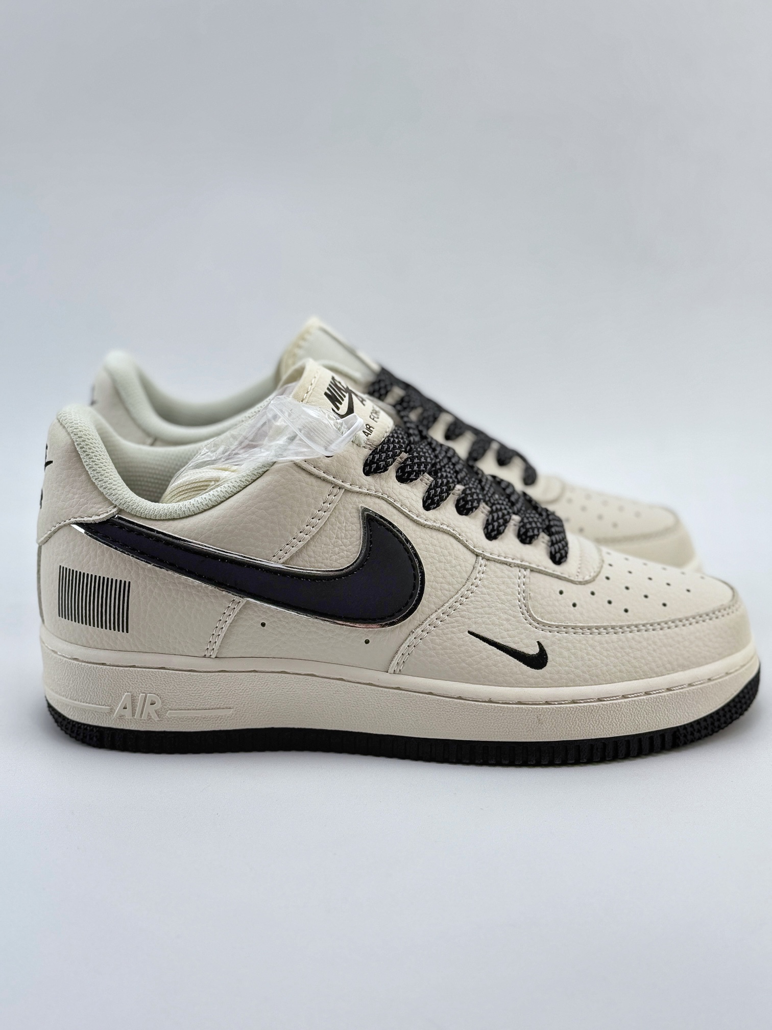 Nike Air Force 1 Low 07 白黑小钩满天星  CU1836-962