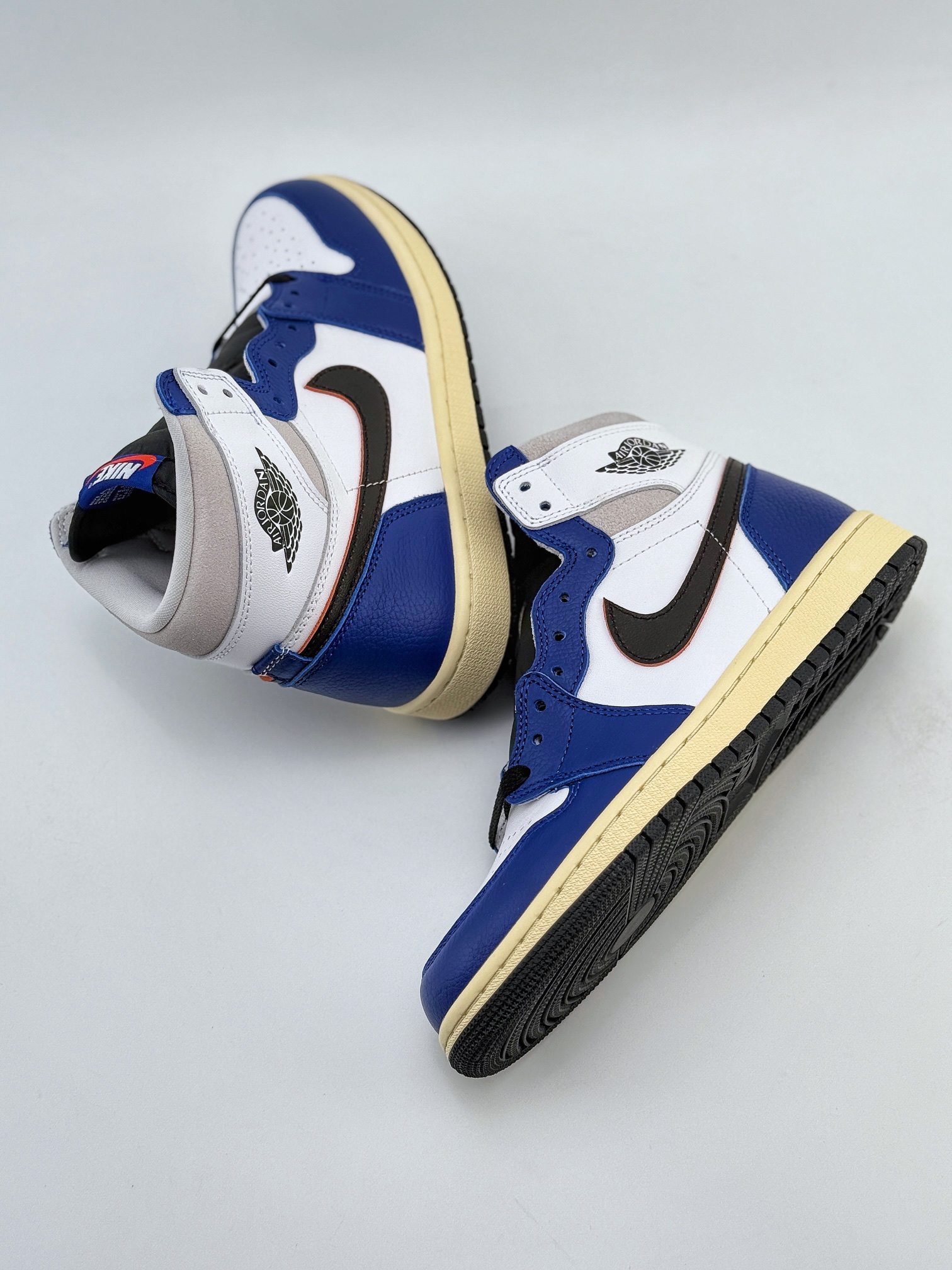 莞产原底面 市售性价比之王 Air Jordan 1 Retro High OG ”White Deep Royal Blue”皇家蓝白黑 DZ5485-100