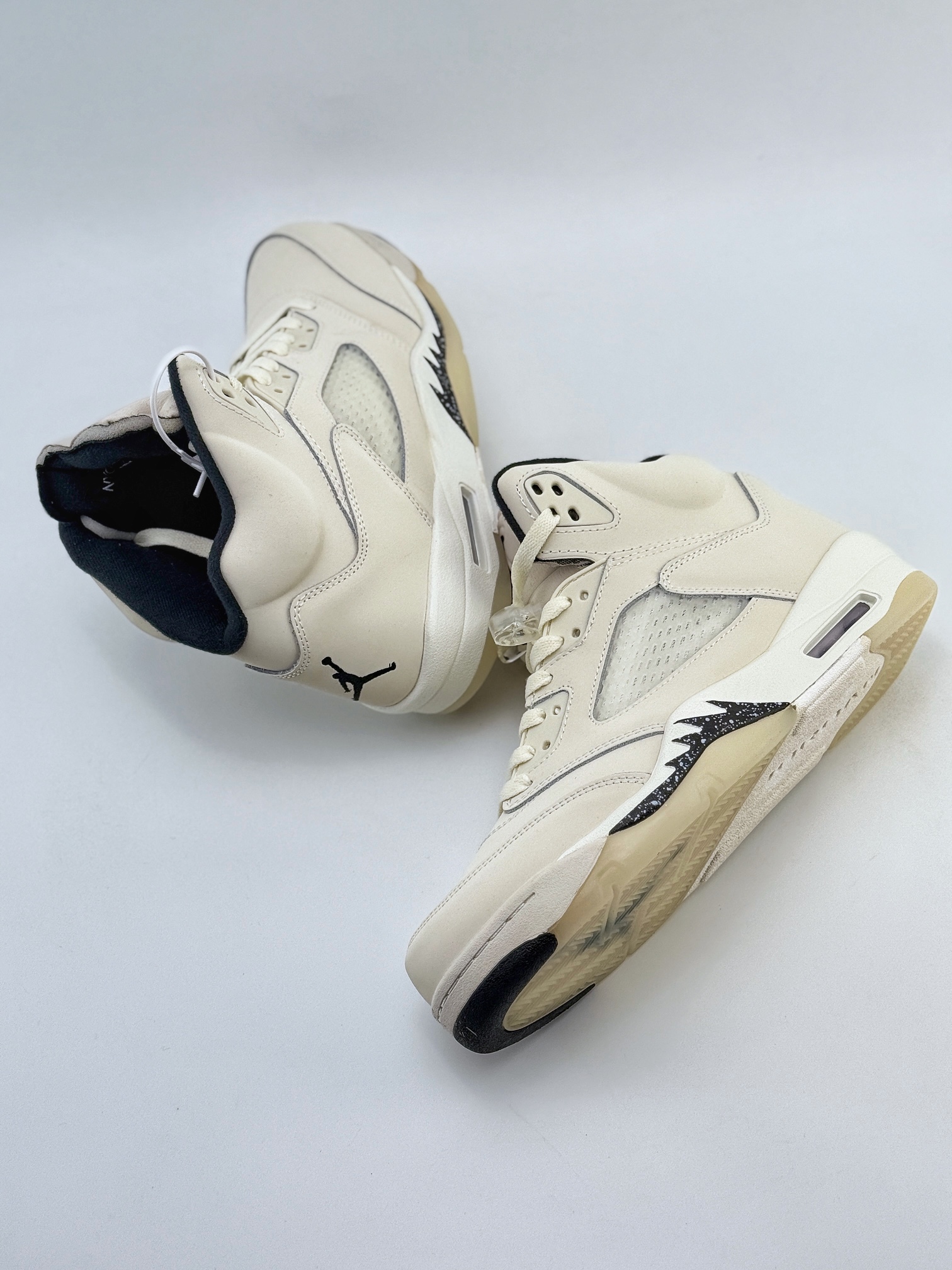 Air Jordan 5 Retro SE ”Sail” 米白 潮流复古篮球鞋   FN7405-100