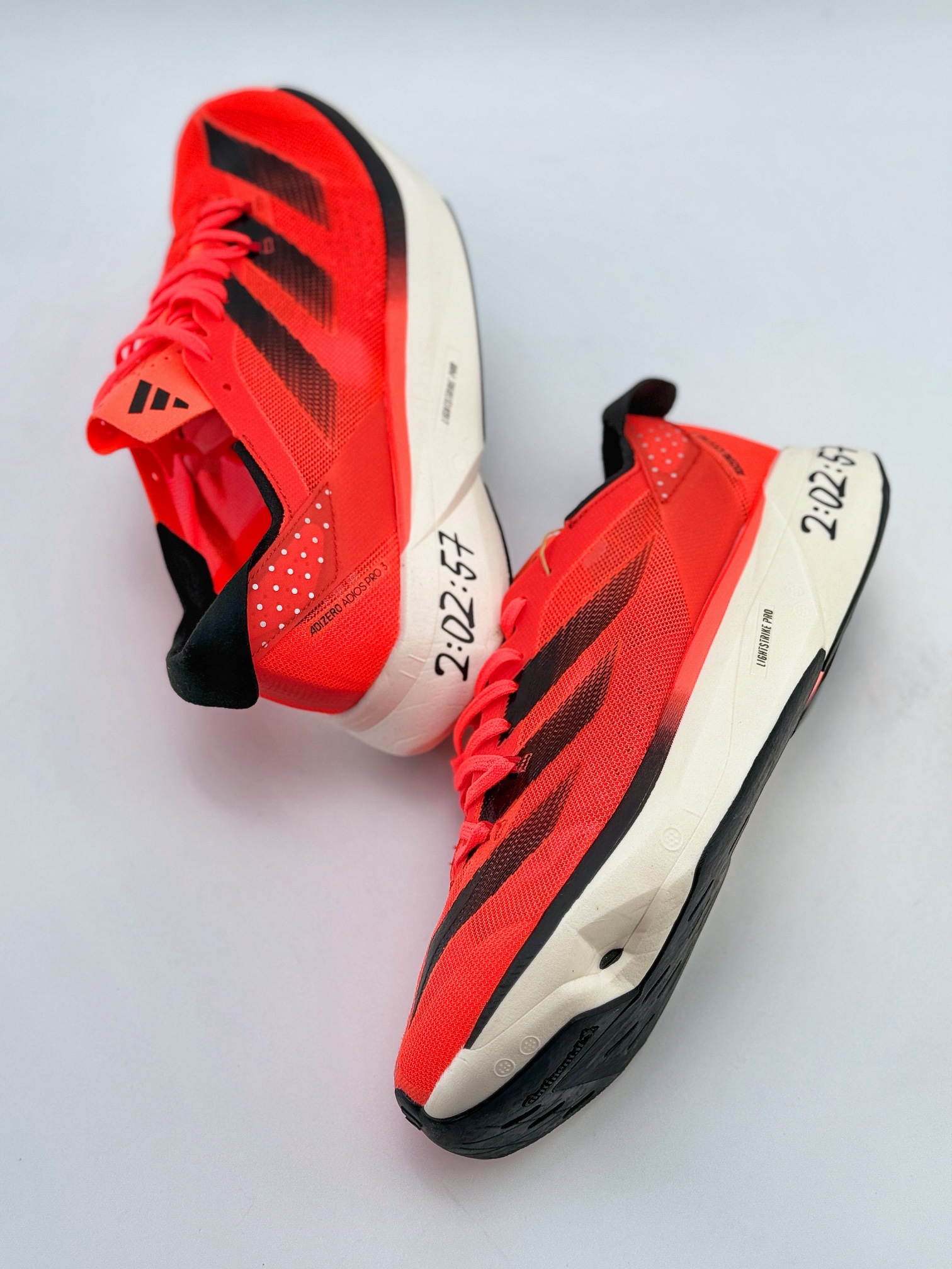 Ad Adizero Adios Pro 3 轻盈跑鞋 耐磨减震专业跑步鞋   ID3634