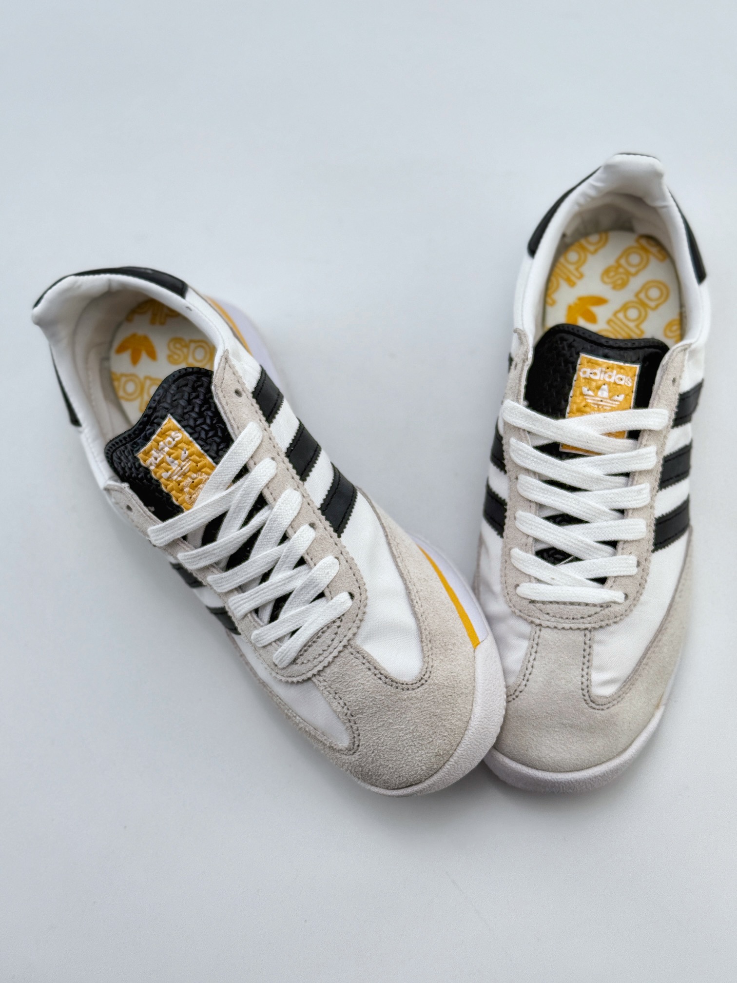 adidas Originals SL 72 RS 阿迪休闲防滑耐磨低帮板鞋 IH4823