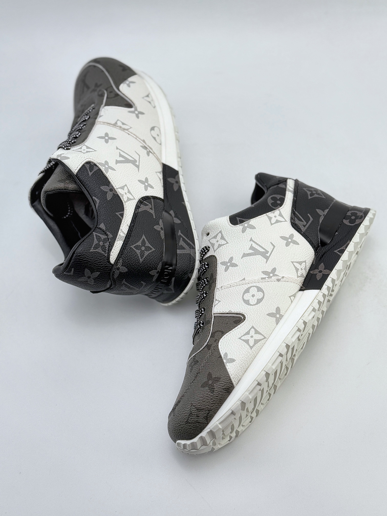 Louis Vuitton Archlight Sneakers 探视系列真皮拼色复古老爹风休闲运动鞋