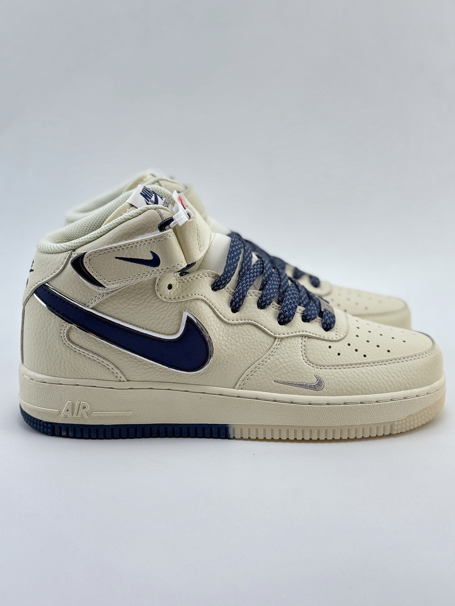 Nike Air Force 1 Mid 07 米蓝小钩满天星  XL0236-233