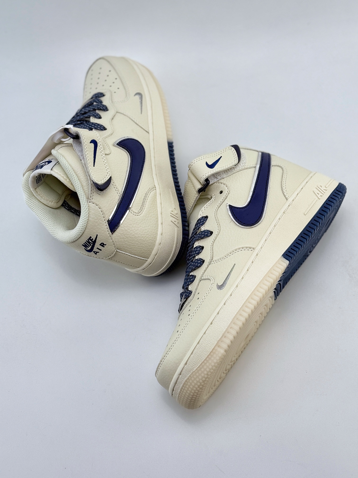 Nike Air Force 1 Mid 07 米蓝小钩满天星  XL0236-233