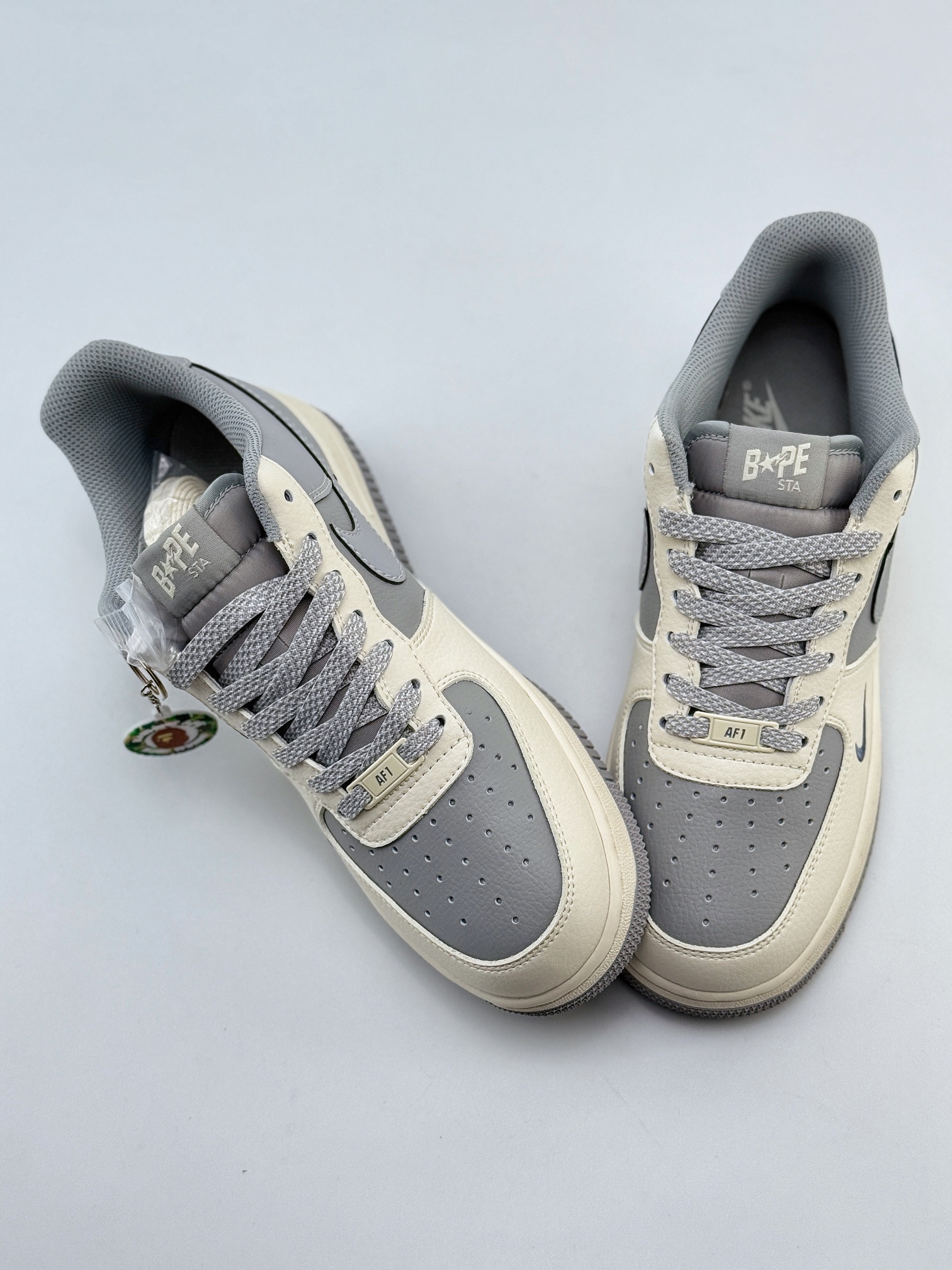 Nike Air Force 1 Low 07 x BAPE 米灰小钩满天星  BB6566-207