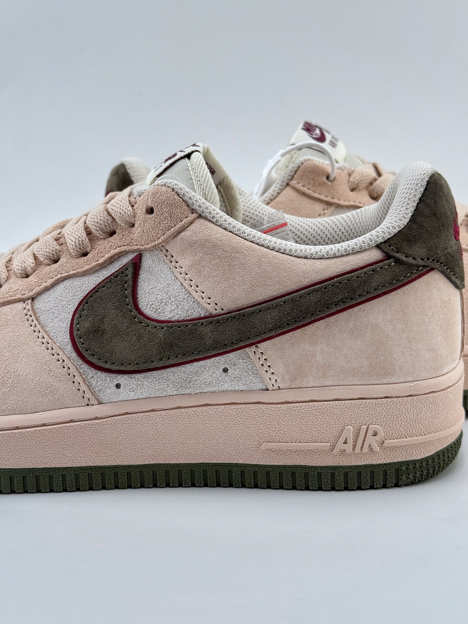 Nike Air Force 1 Low 07 灰粉  LF8989-111