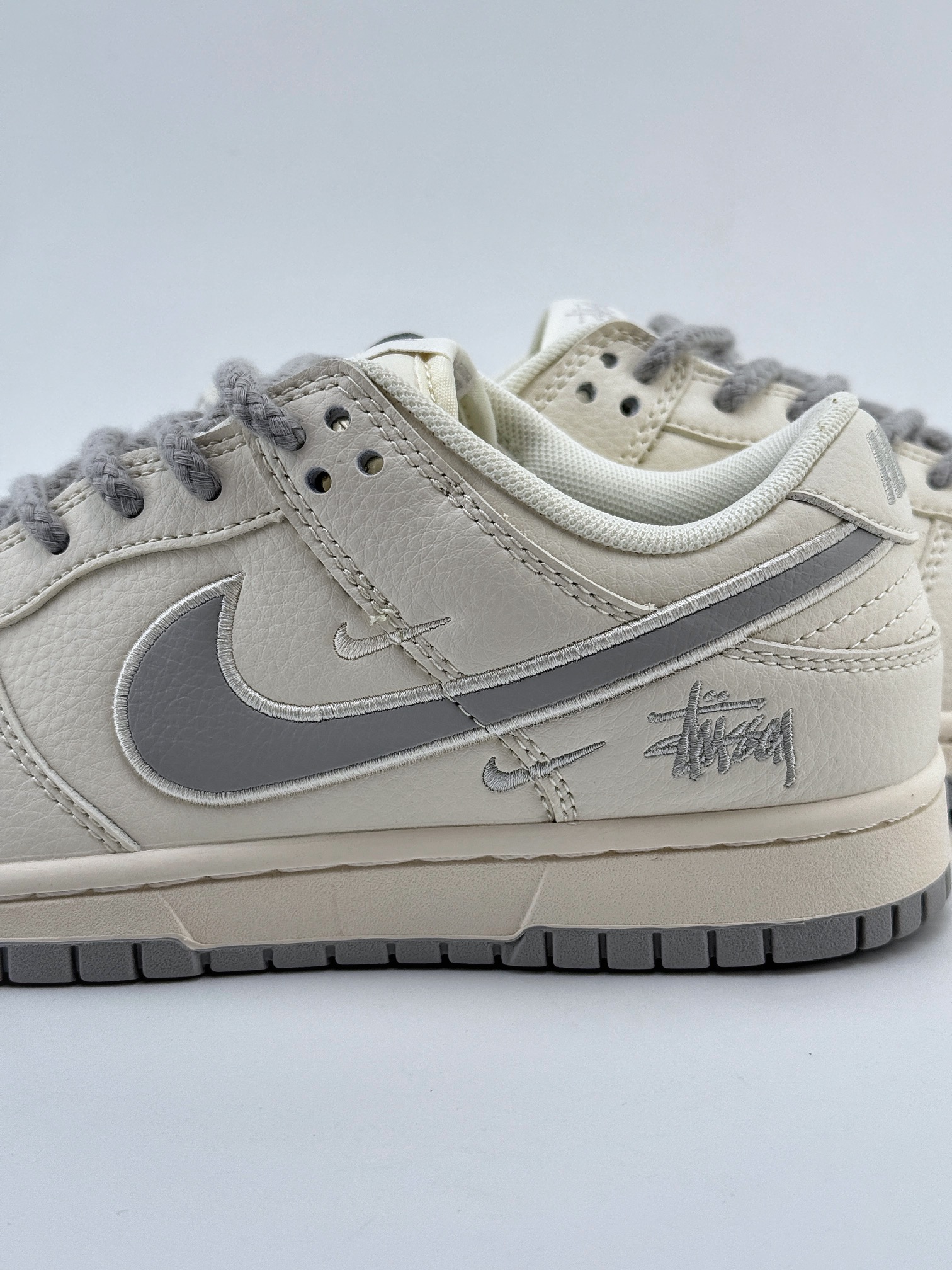 Nike SB Dunk Low x Stussy 米白灰三小钩  SJ2068-282