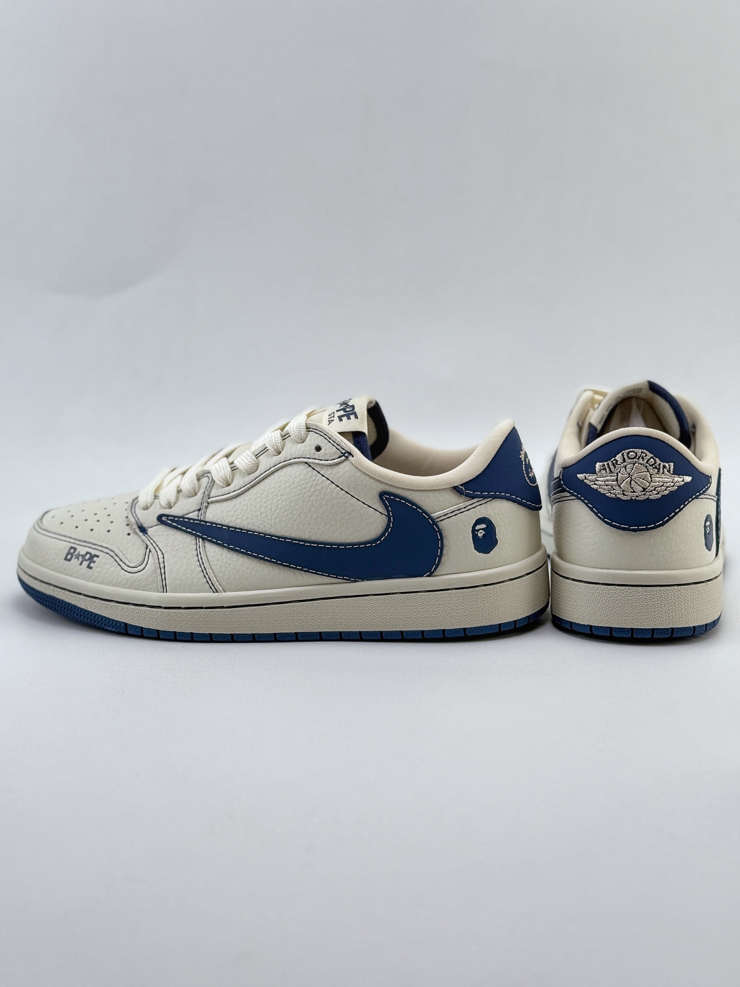 Travis Scott x Nike Air Jordan 1 Low x BAPE Air Jordan 1 Low 反转米蓝倒钩  CH6336-008