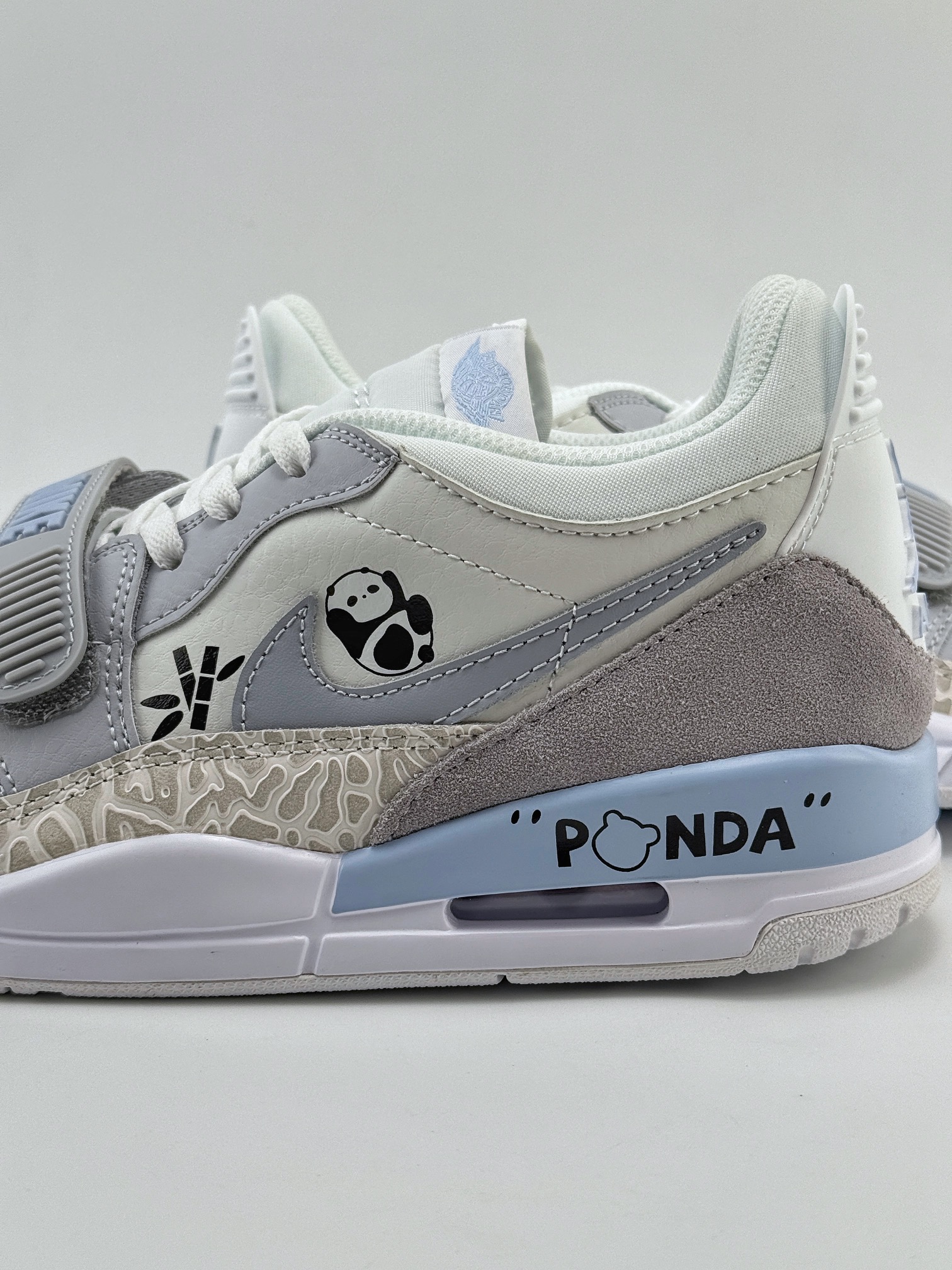 Nike Air Jordan Legacy 312 Low OKHR 墨竹熊猫 国风竹子 爪印 PANDA 英文涂鸦 白灰蓝  HQ1190-101