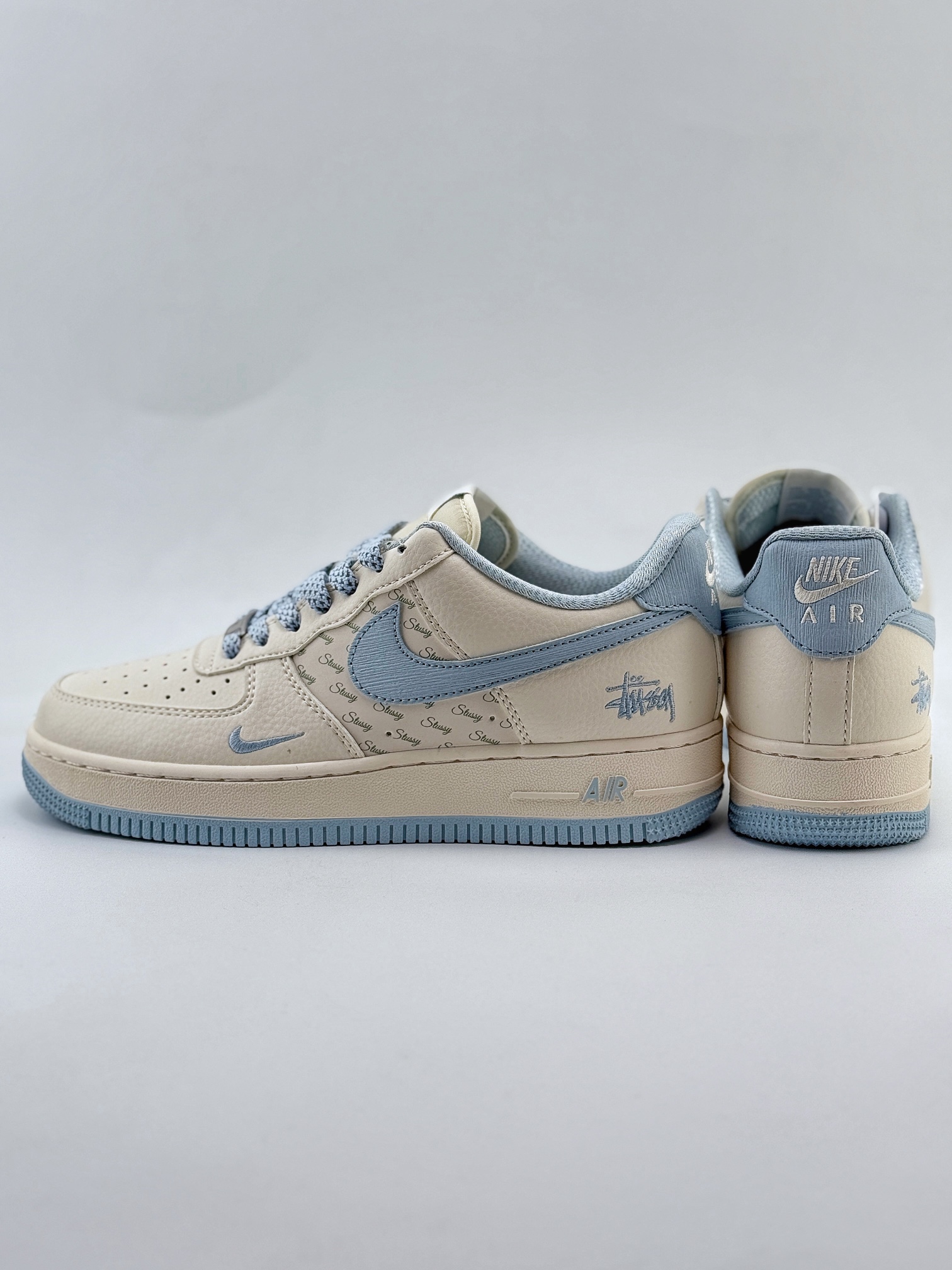 Nike Air Force 1 Low 07 x Stussy 白天蓝满天星 XZ3328-002