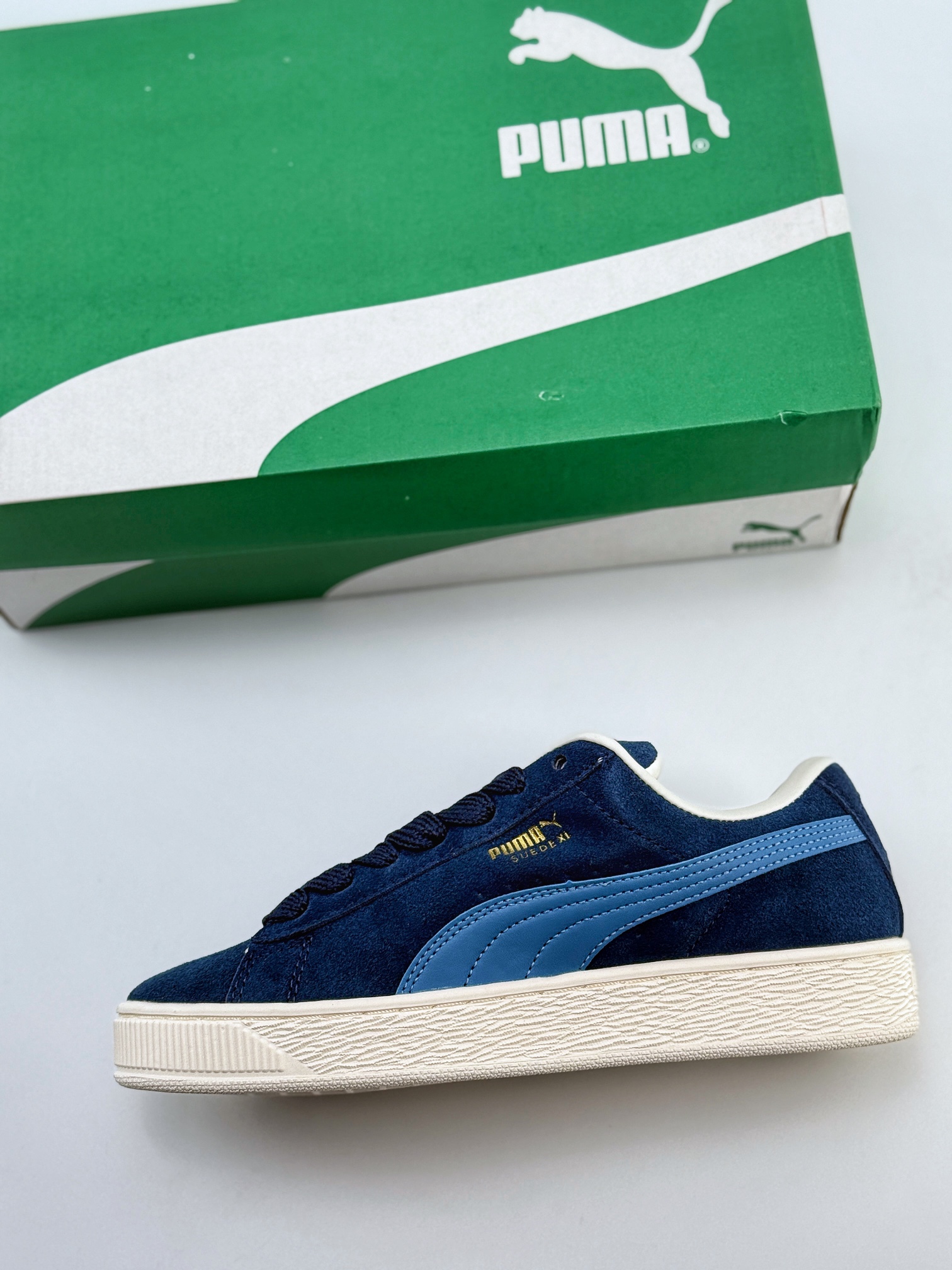 PUMA Suede XL 百搭单品 厚鞋舌轻便防滑低帮板鞋 395205-17