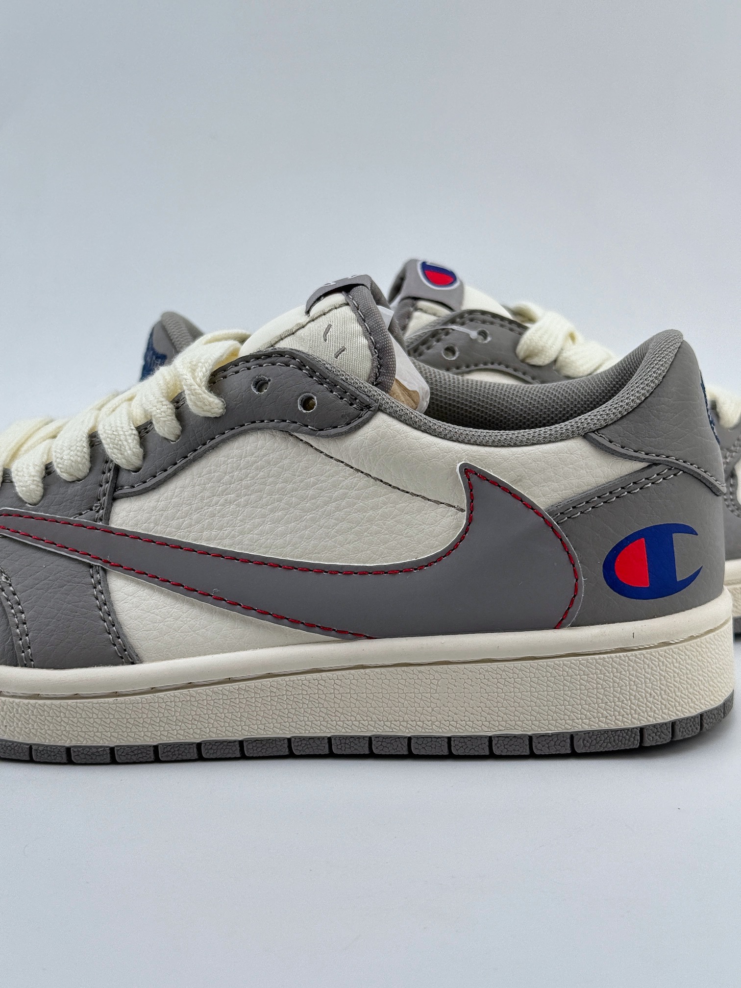 Travis Scott x Nike Air Jordan 1 Low x Champion 米灰 Air Jordan 1 Low 反转米蓝倒钩 QY1188-122