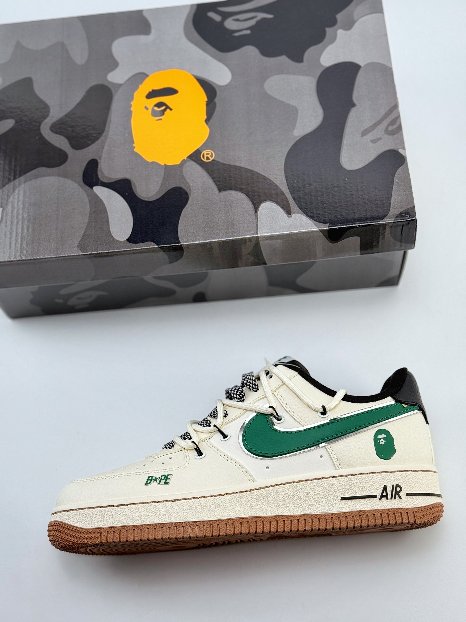 Nike Air Force 1 Low 07 x BAPE 米绿绑带满天星  SJ1198-100