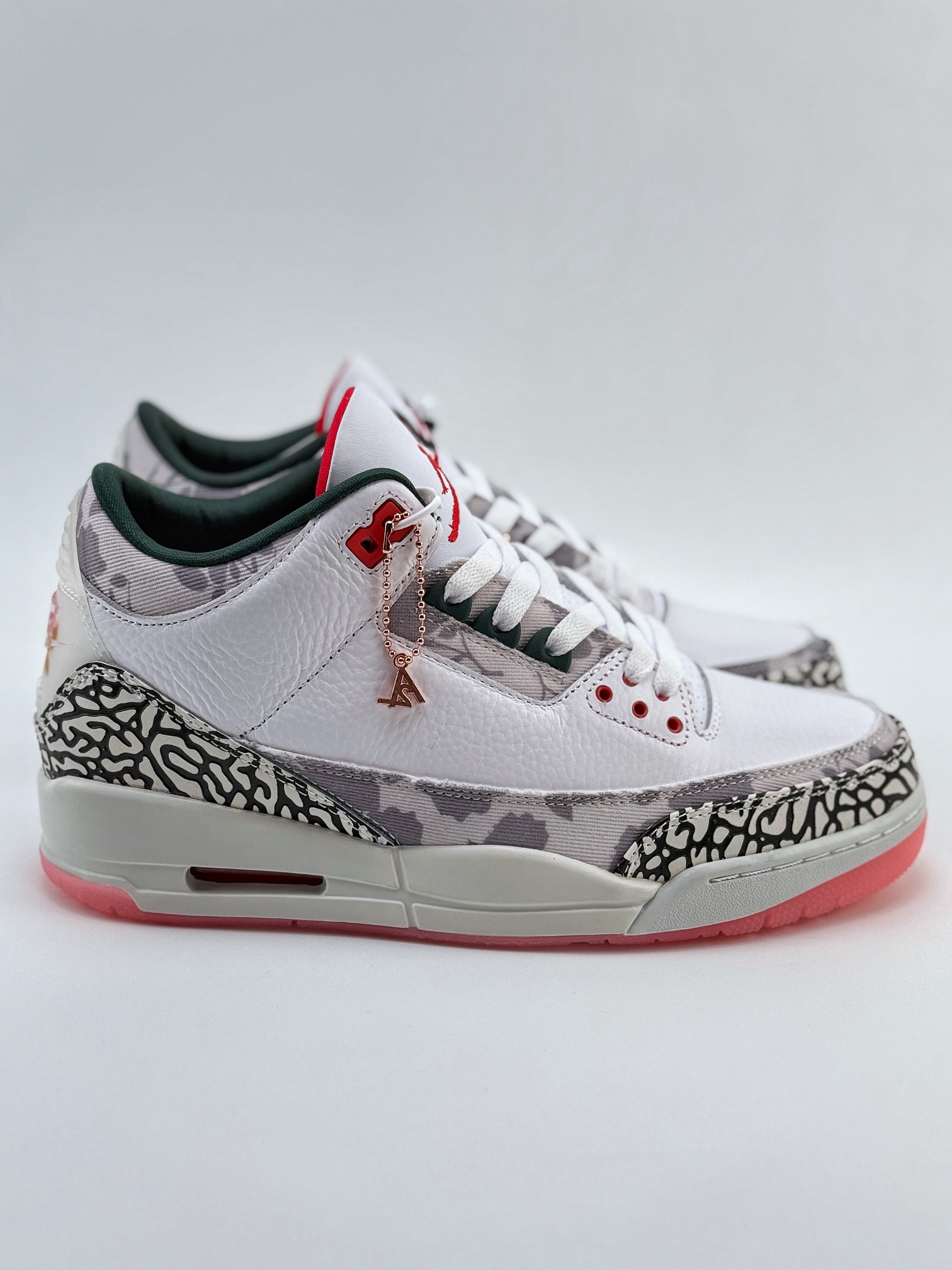 Air Jordan 3 Retro ”Wings Foundation” 复刻巴黎 HM6993-100