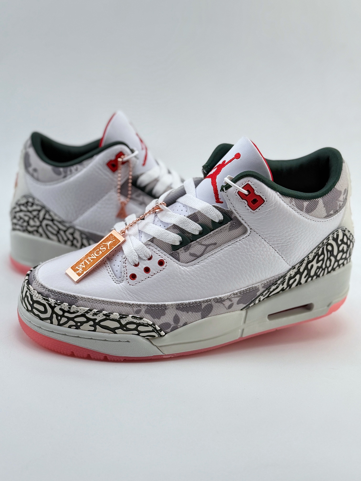 Air Jordan 3 Retro ”Wings Foundation” 复刻巴黎 HM6993-100