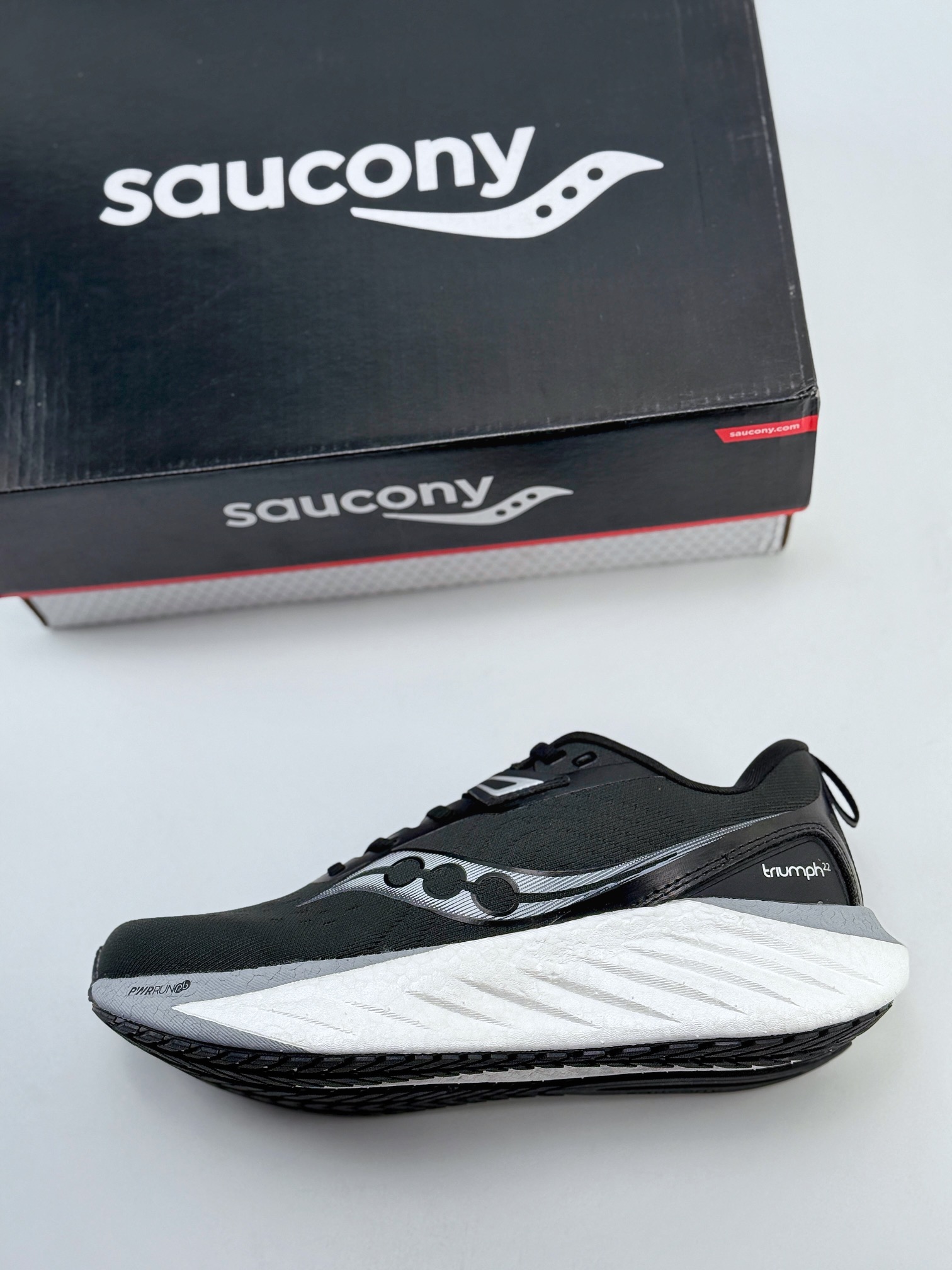 Saucony Triumph 22 索康尼胜利22代 旗舰级缓震型跑鞋  S20965-200