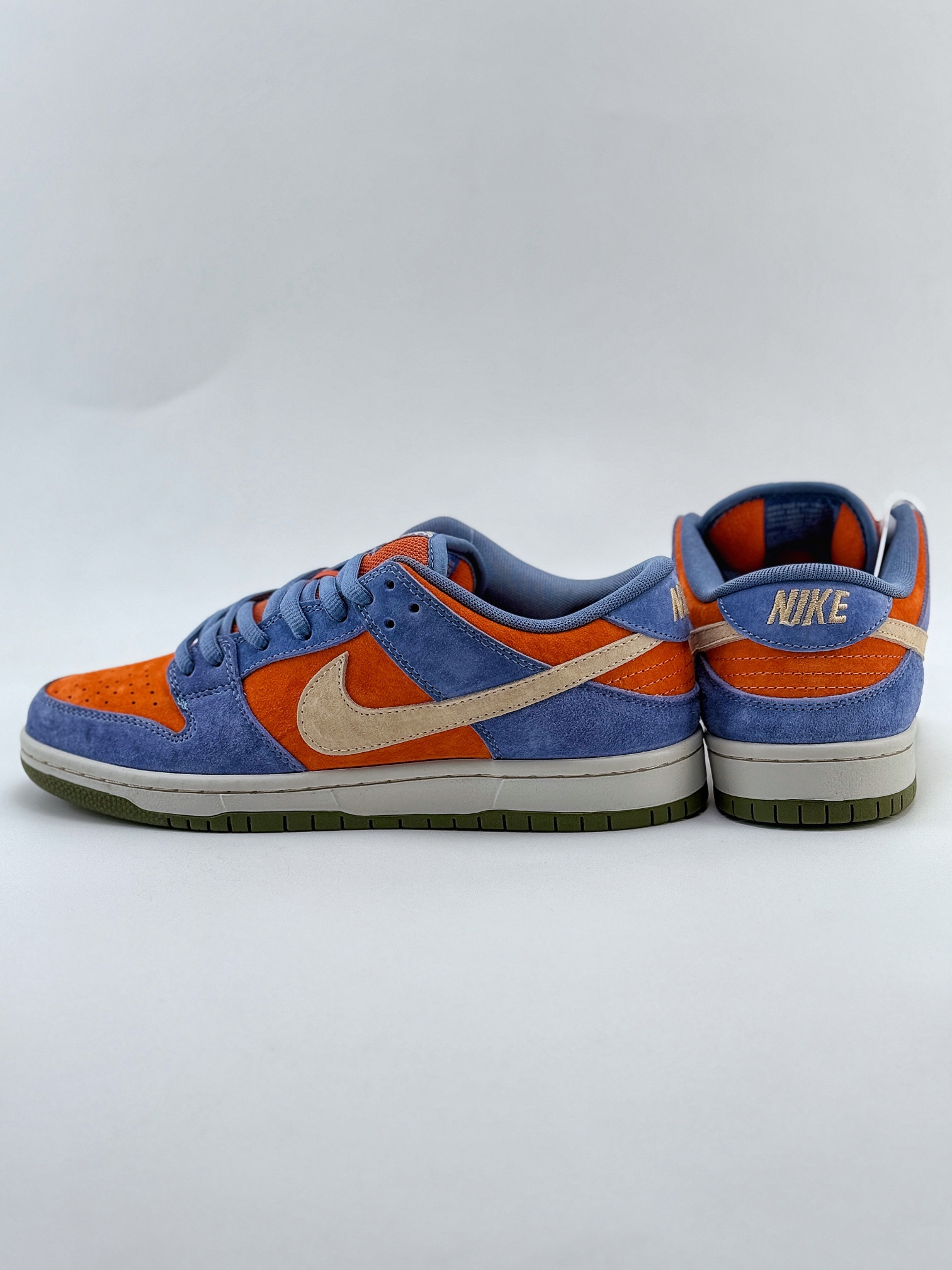 NIKE SB Dunk Low ”Light Carbon” 蓝棕米  HF3063-002