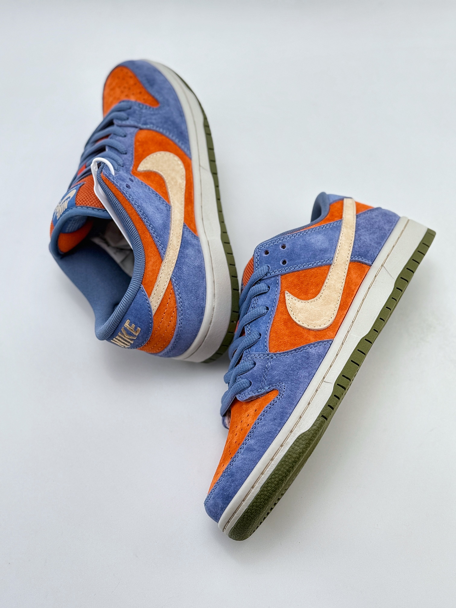 NIKE SB Dunk Low ”Light Carbon” 蓝棕米  HF3063-002