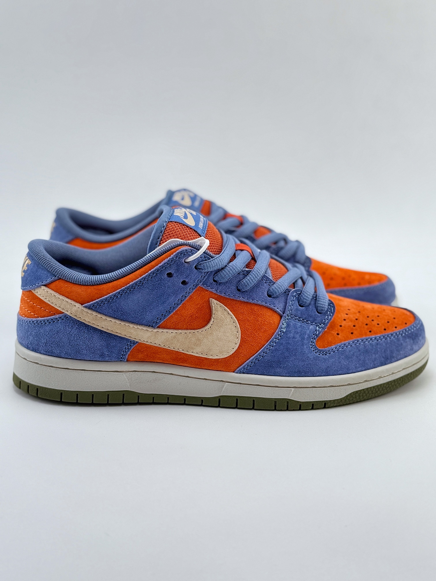 NIKE SB Dunk Low ”Light Carbon” 蓝棕米  HF3063-002