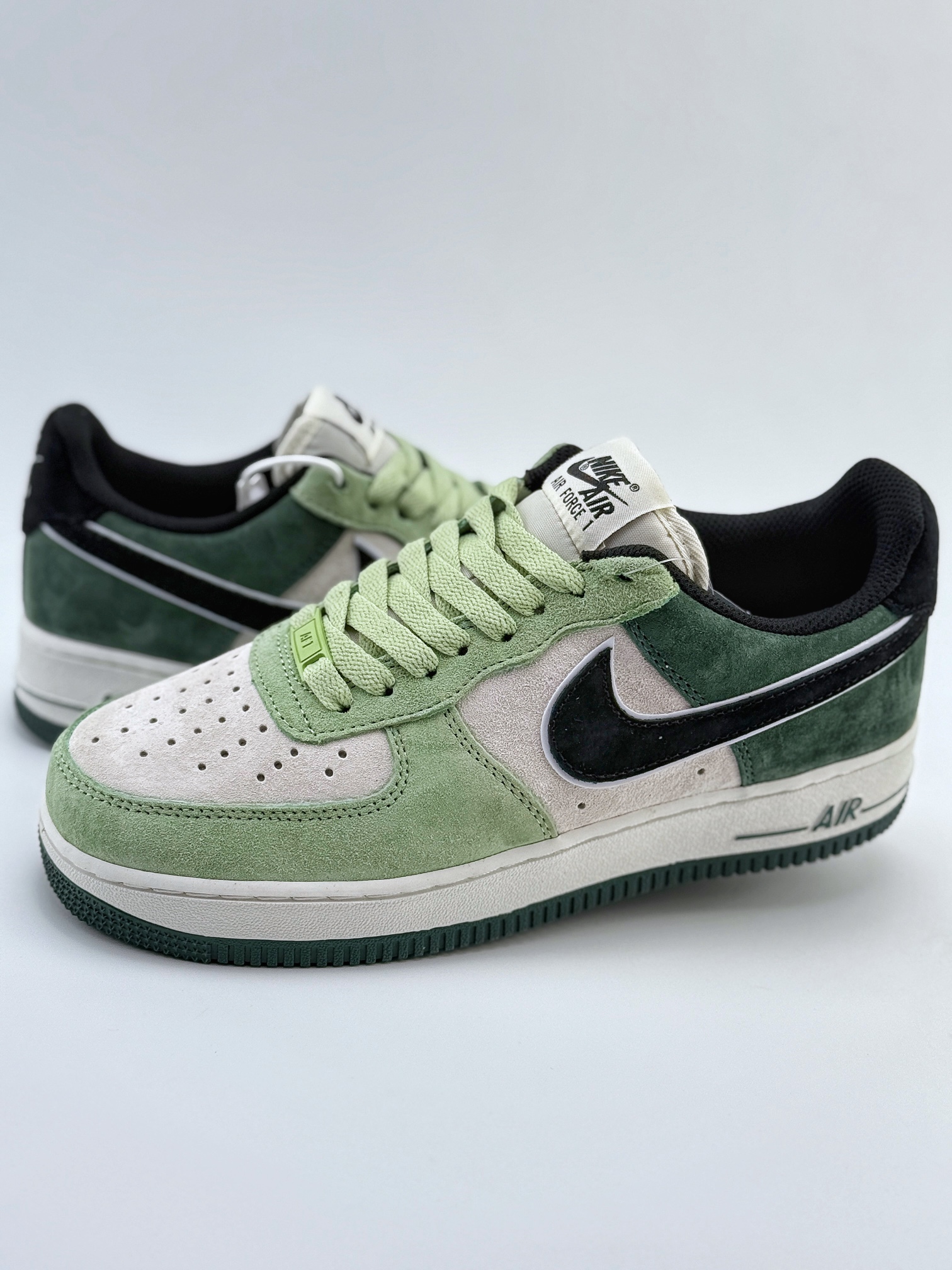 Nike Air Force 1 Low 07 路飞 灰绿黑翻毛  LF8989-333