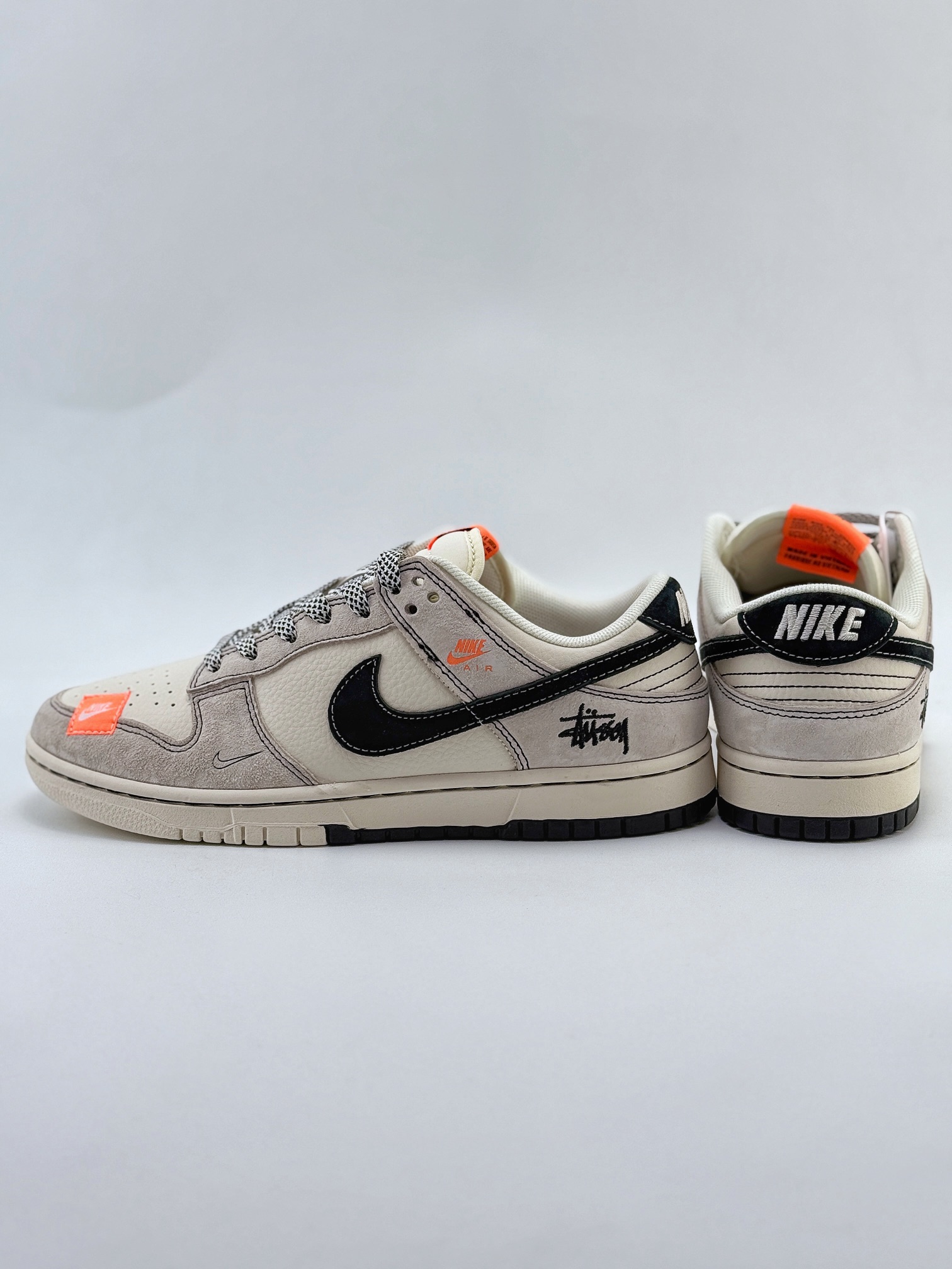 Nike SB Dunk Low x Stussy 米黑小钩橙布标满天星  MM1089-022