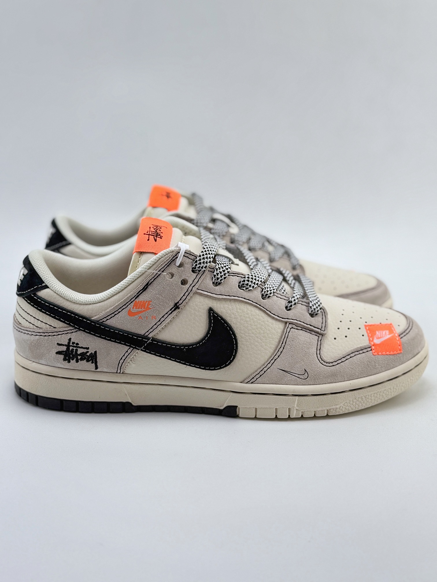 Nike SB Dunk Low x Stussy 米黑小钩橙布标满天星  MM1089-022