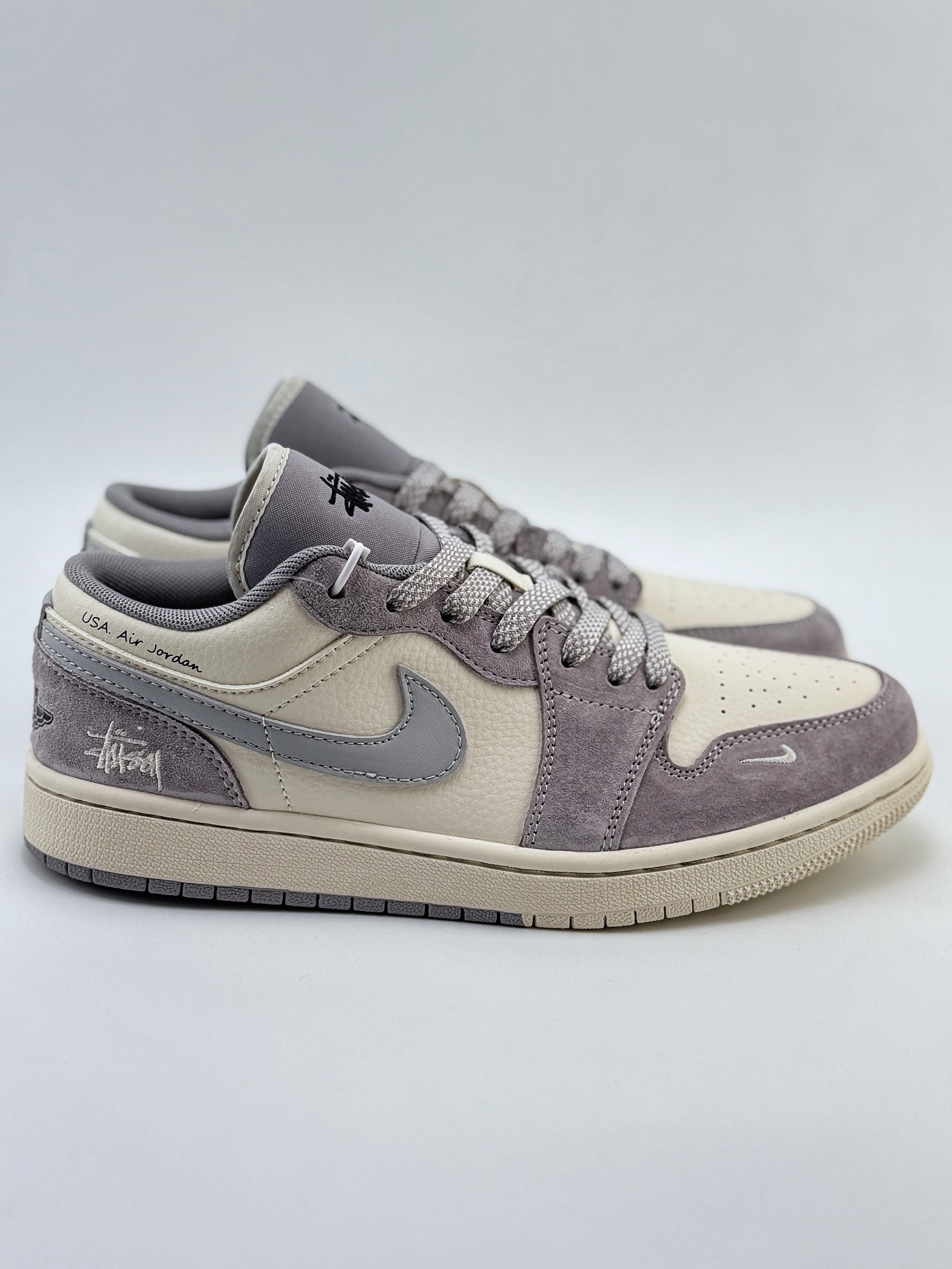 Air Jordan 1 Retro Low x Stussy 米灰翻毛白小钩满天星  SJ9950-045