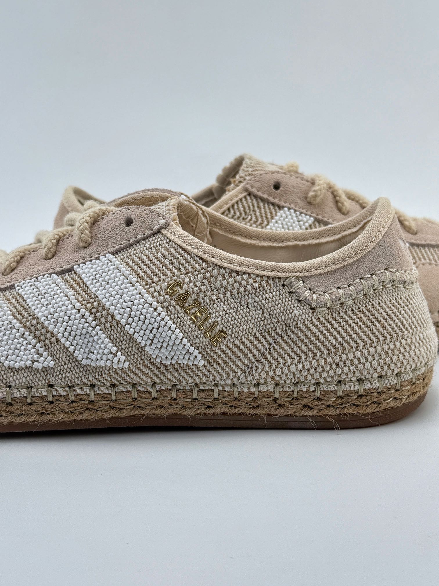 adidas Originals Gazelle x CLOT ”HALO IVORY” 米色 三叶草休闲防滑耐磨低帮板鞋  IH3144