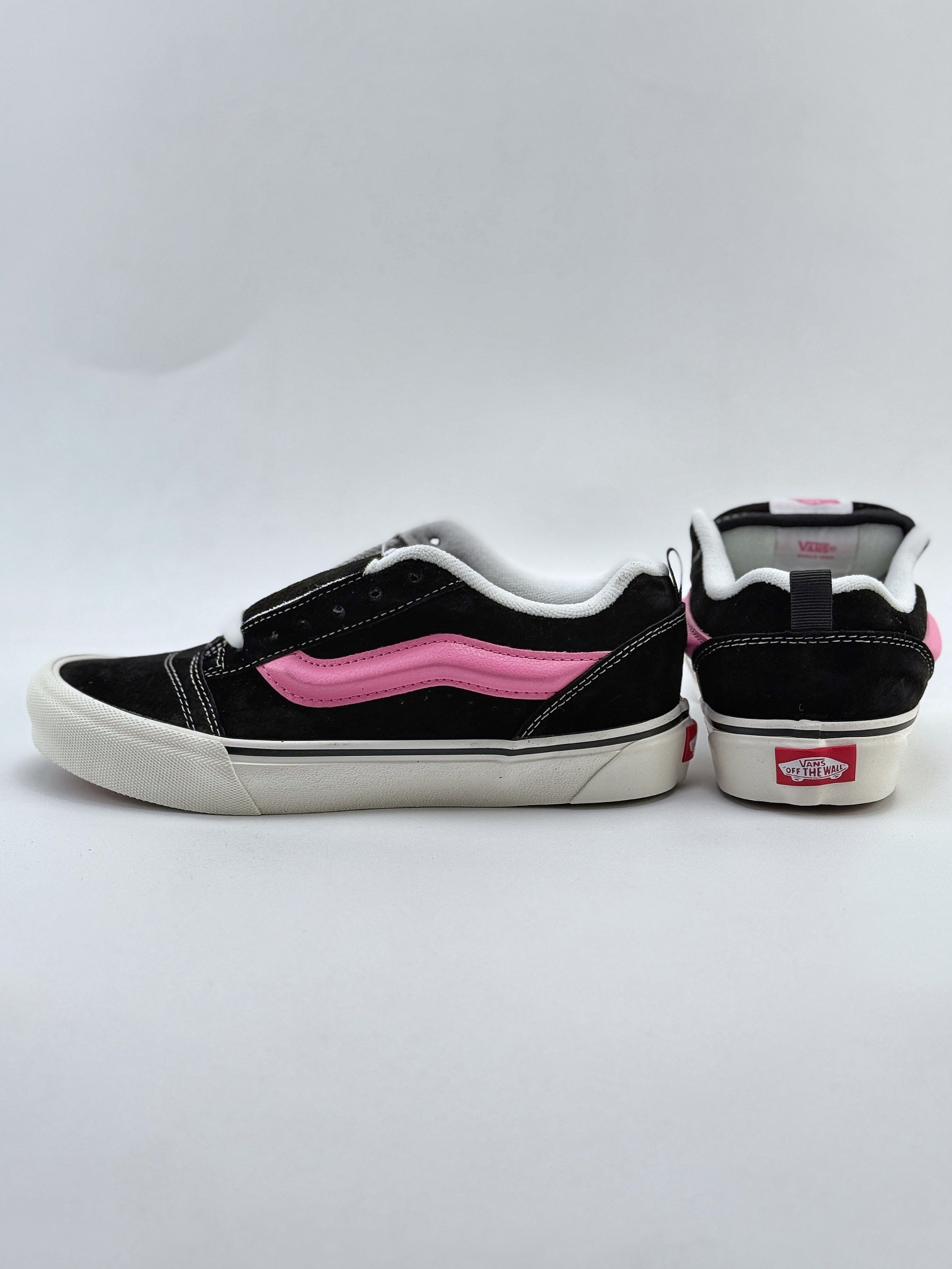 Vans Classics Knu Skool 范斯官方 黑粉翻毛白内里面包鞋