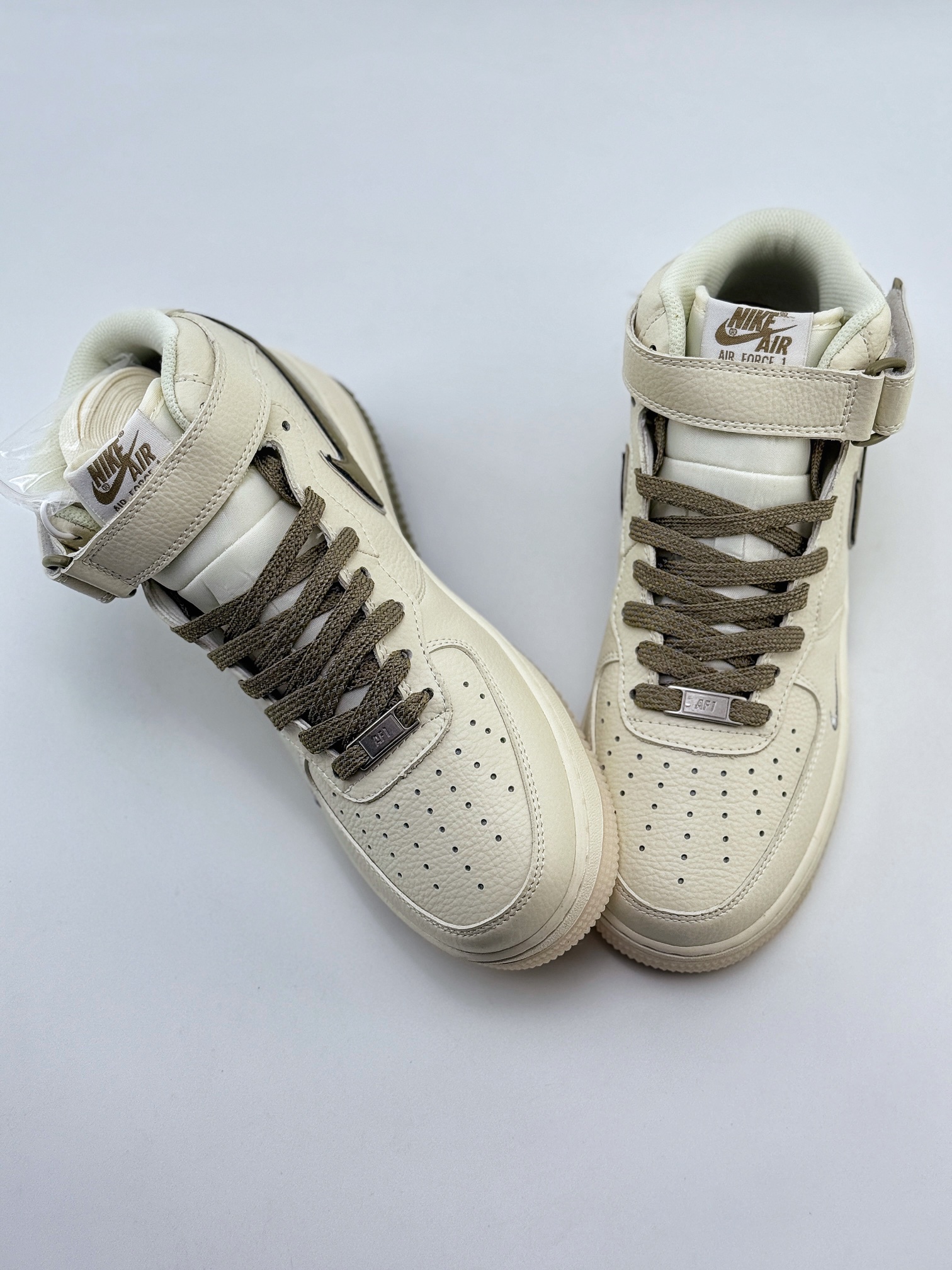 Nike Air Force 1 Mid 07 米棕满天星  XL0236-231