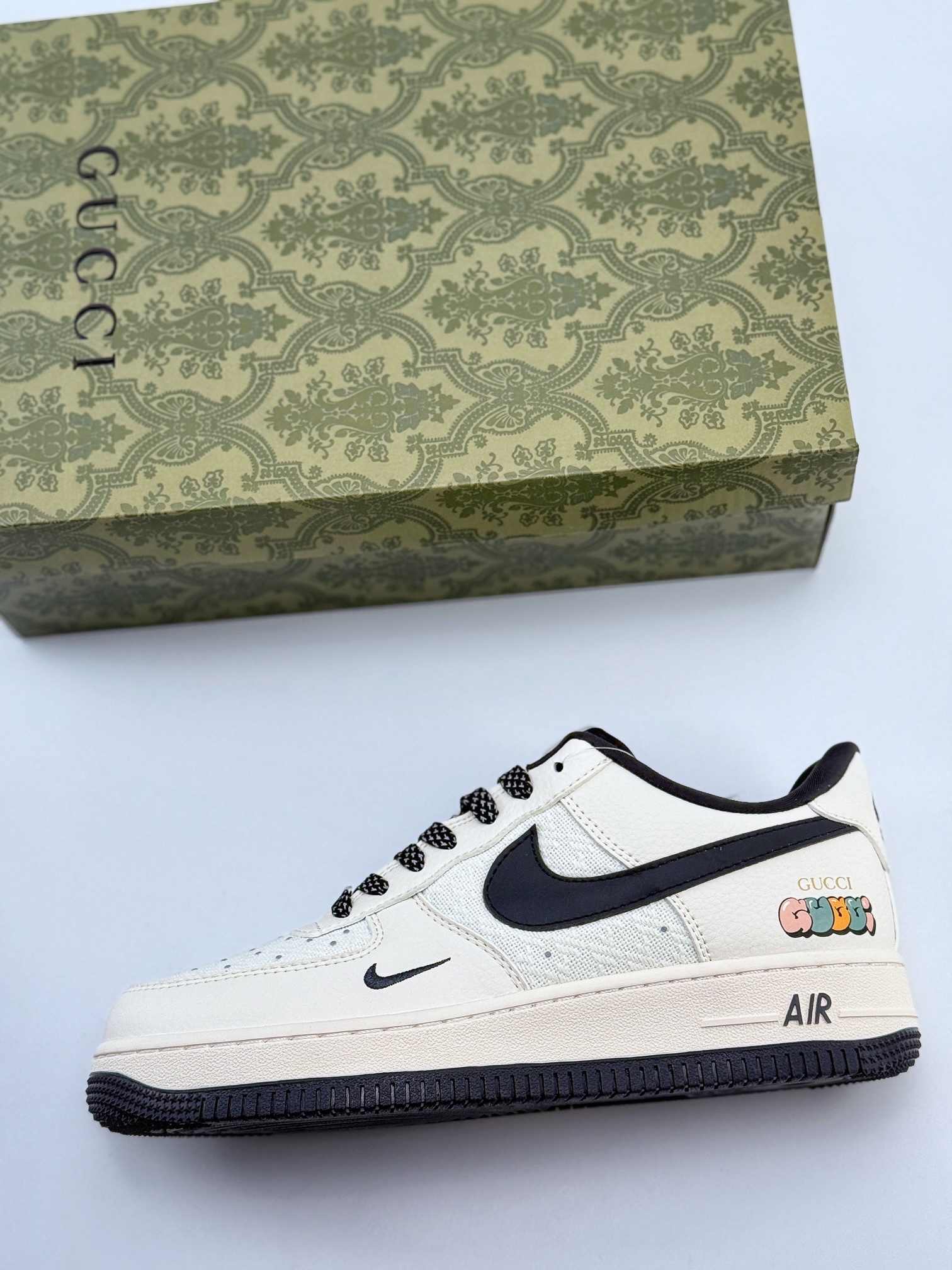 Nike Air Force 1 Low 07 x GUCCI 白黑小钩满天星 XZ3398-888
