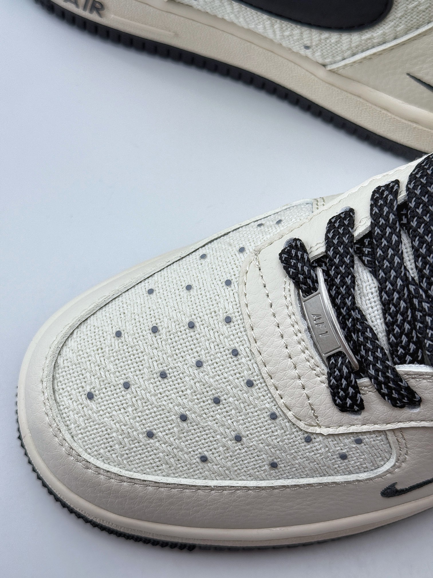 Nike Air Force 1 Low 07 x GUCCI 白黑小钩满天星 XZ3398-888