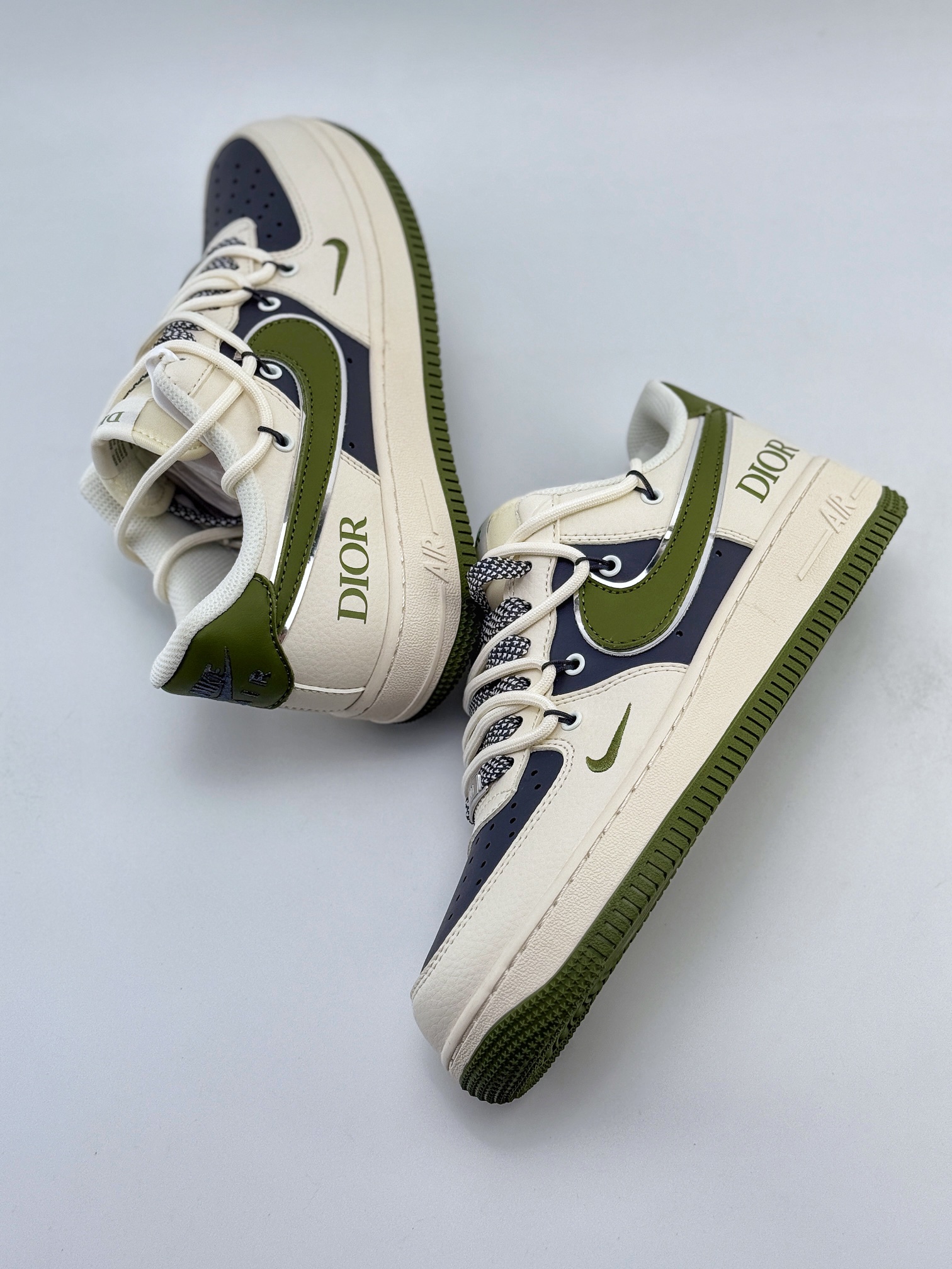 Nike Air Force 1 Low 07 x DIOR 米灰绿小钩绑带满天星 SJ1198-200