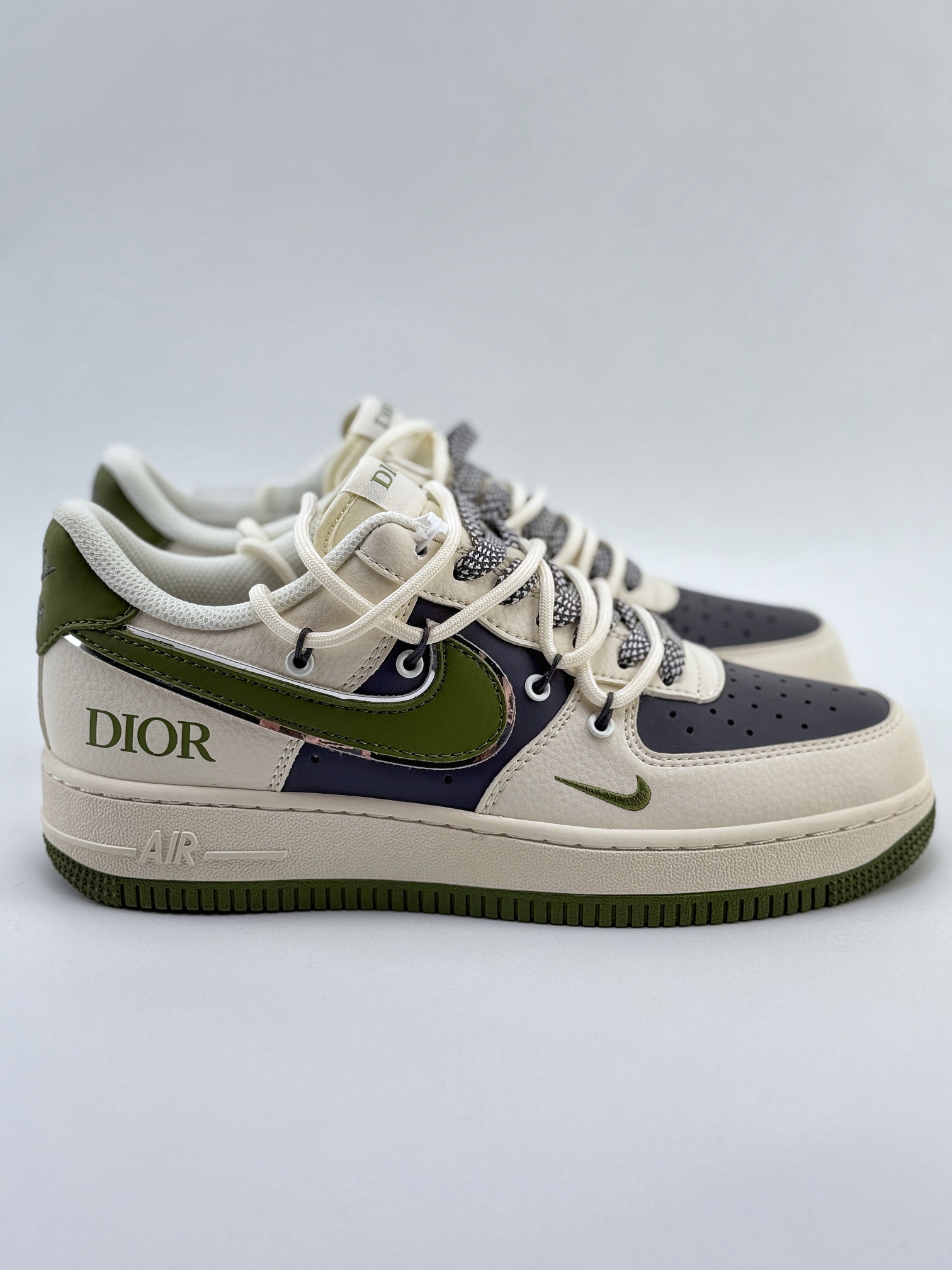 Nike Air Force 1 Low 07 x DIOR 米灰绿小钩绑带满天星 SJ1198-200