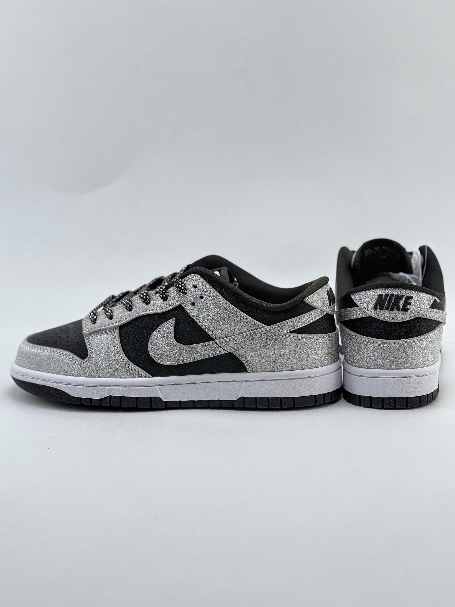 Nike SB Dunk Low 银黑满天星  KK1333-003