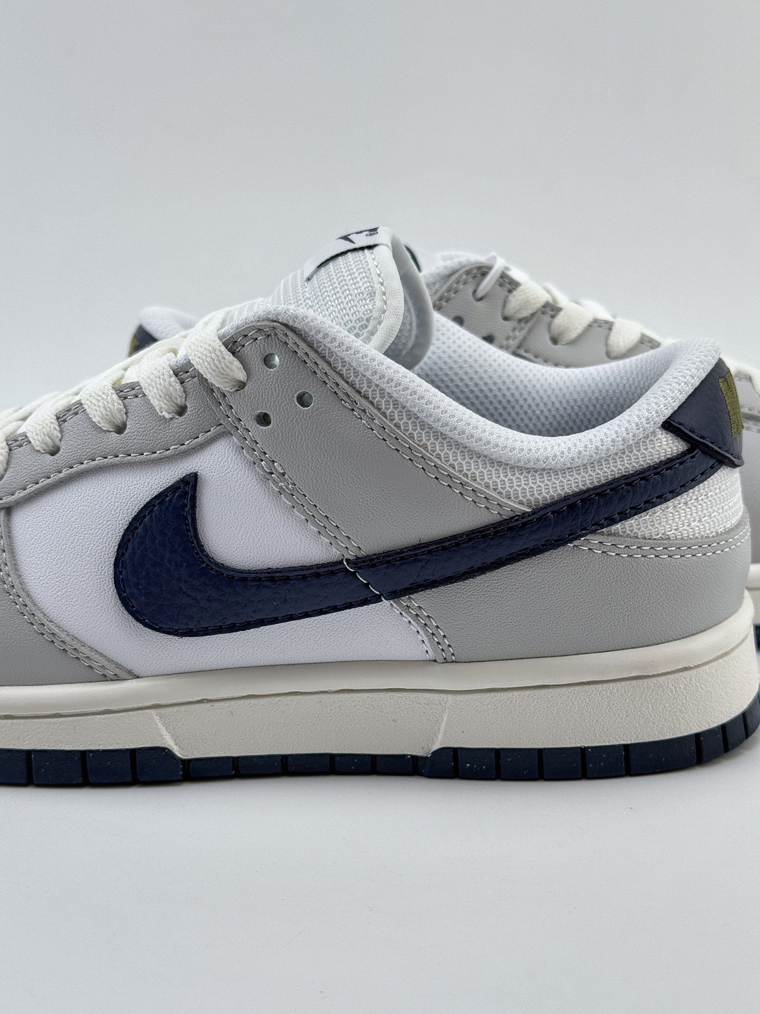 NIKE SB Dunk Low Premium Next Nature 白蓝  HF4299-001