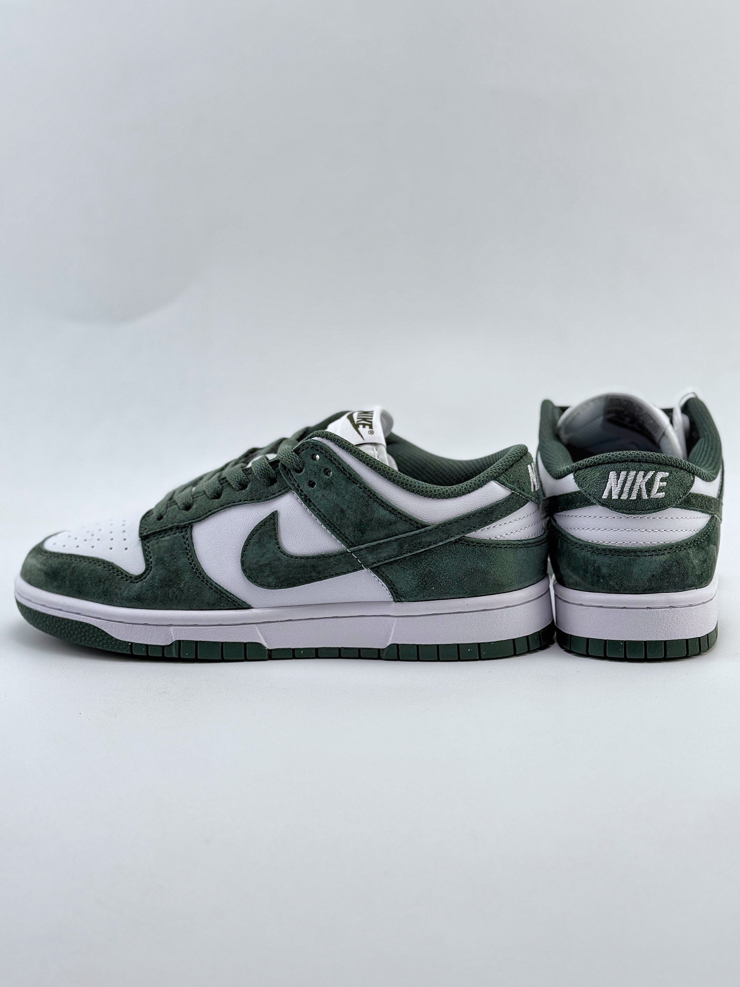 NIKE SB Dunk Low Next Nature ”Green Suded” 白绿  HJ7673-002