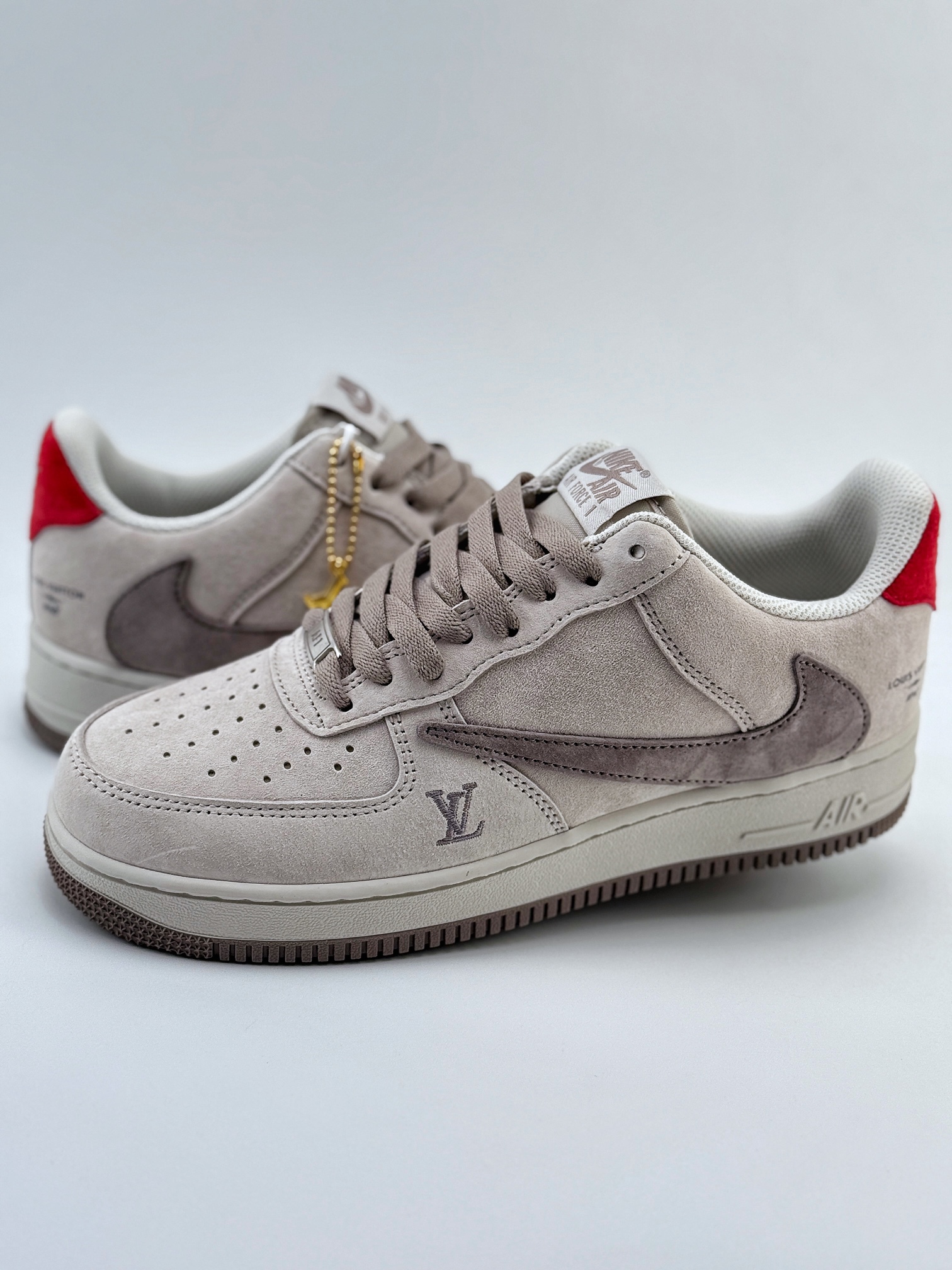 Nike Air Force 1 Low 07 x Louis Vuitton 棕红翻毛倒钩