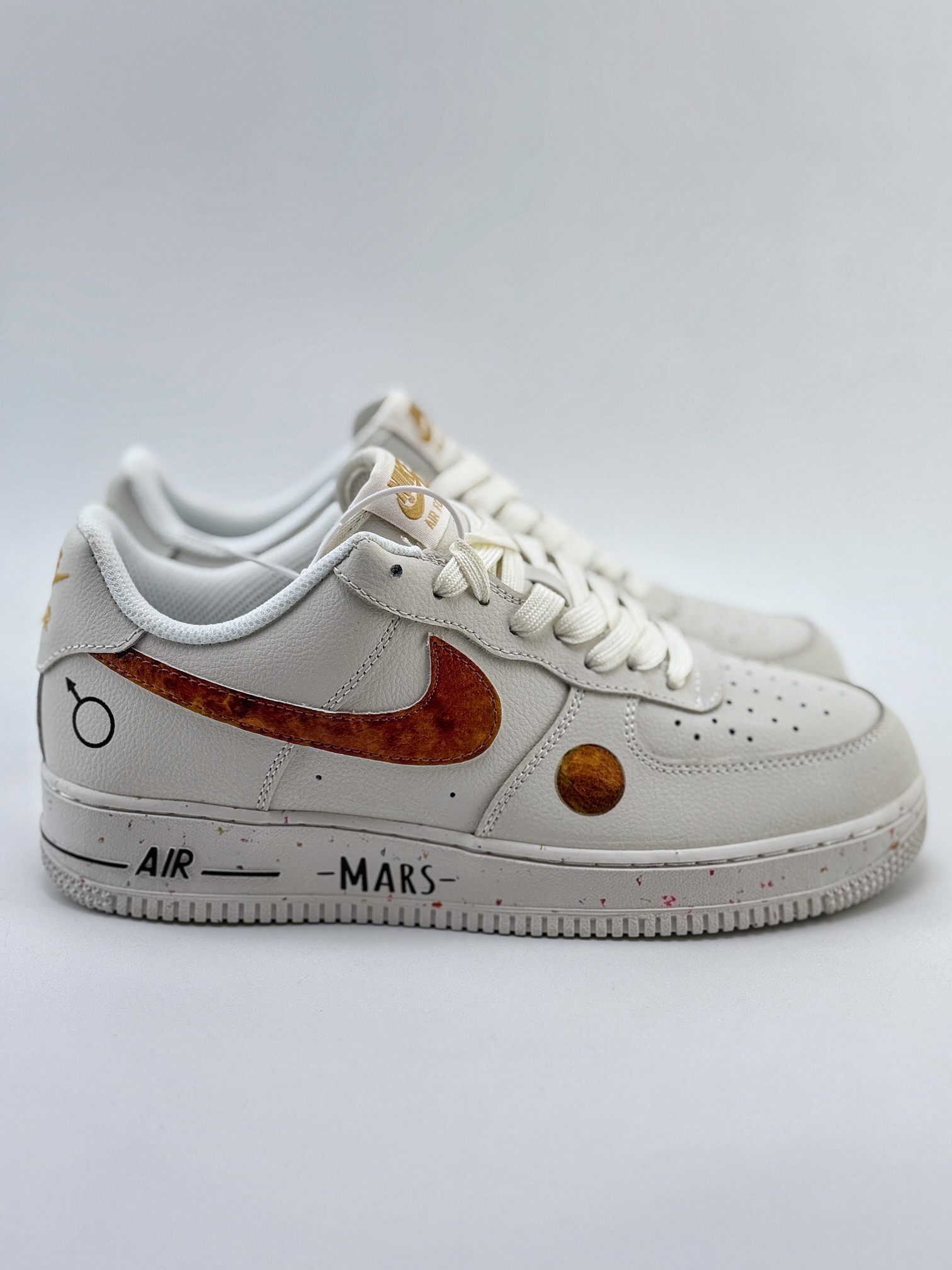 Nike Air Force 1 Low 07 白红涂鸦 火星  XQ-2481822