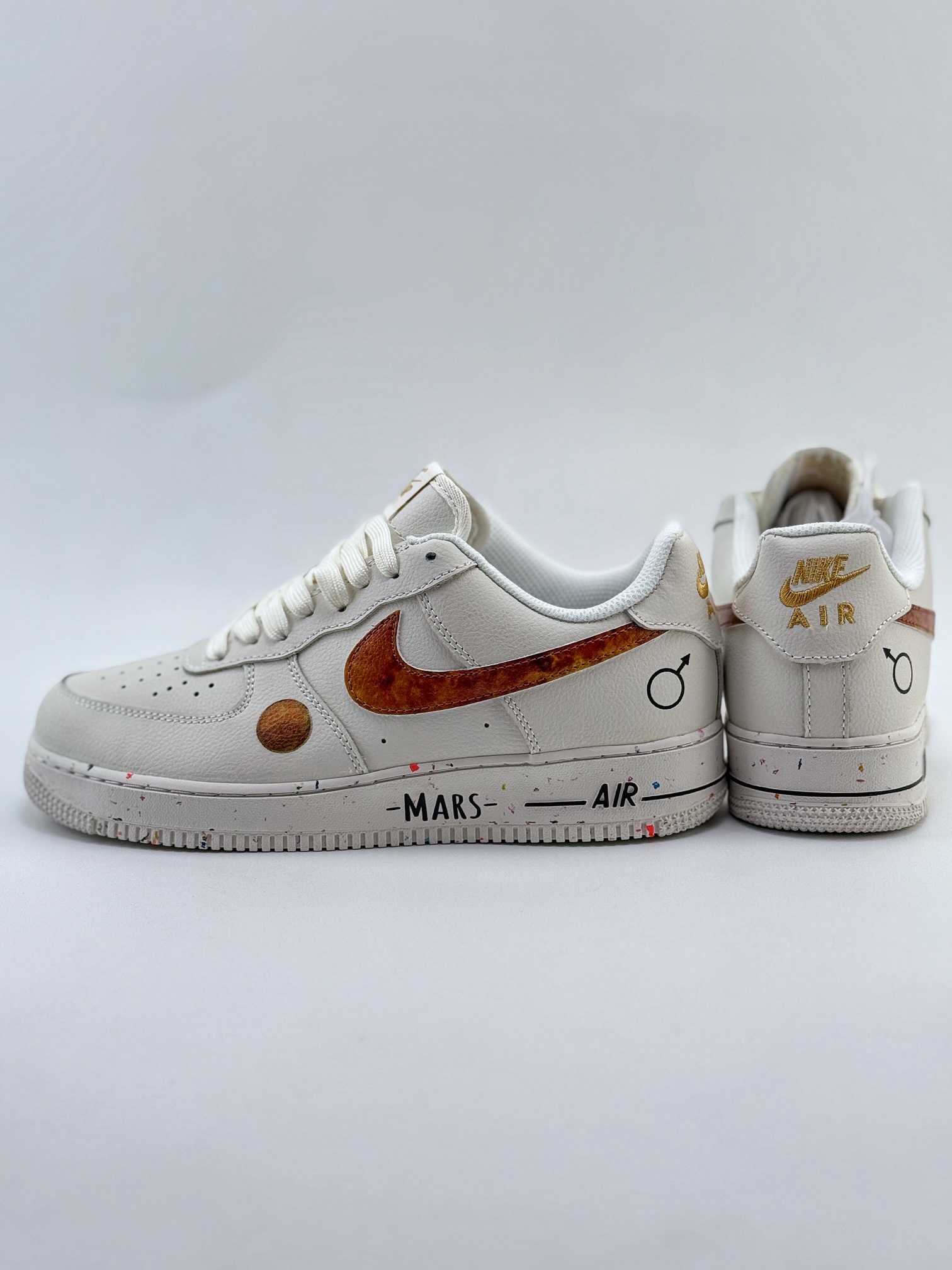 Nike Air Force 1 Low 07 白红涂鸦 火星  XQ-2481822