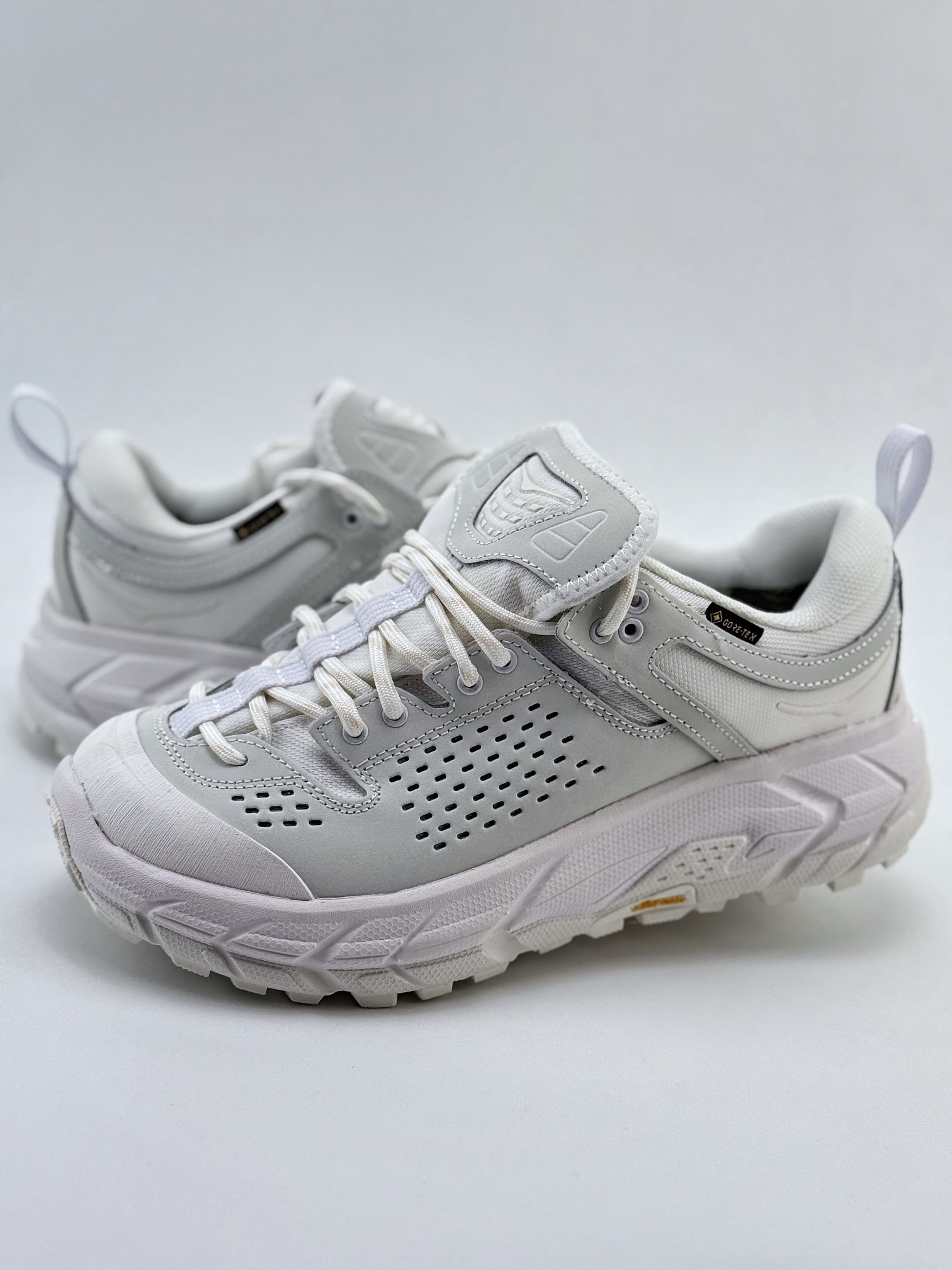 HOKA ONE ONE Tor Ultra Low 托亚系列 低帮专业越野跑步鞋  1130310/WNCL