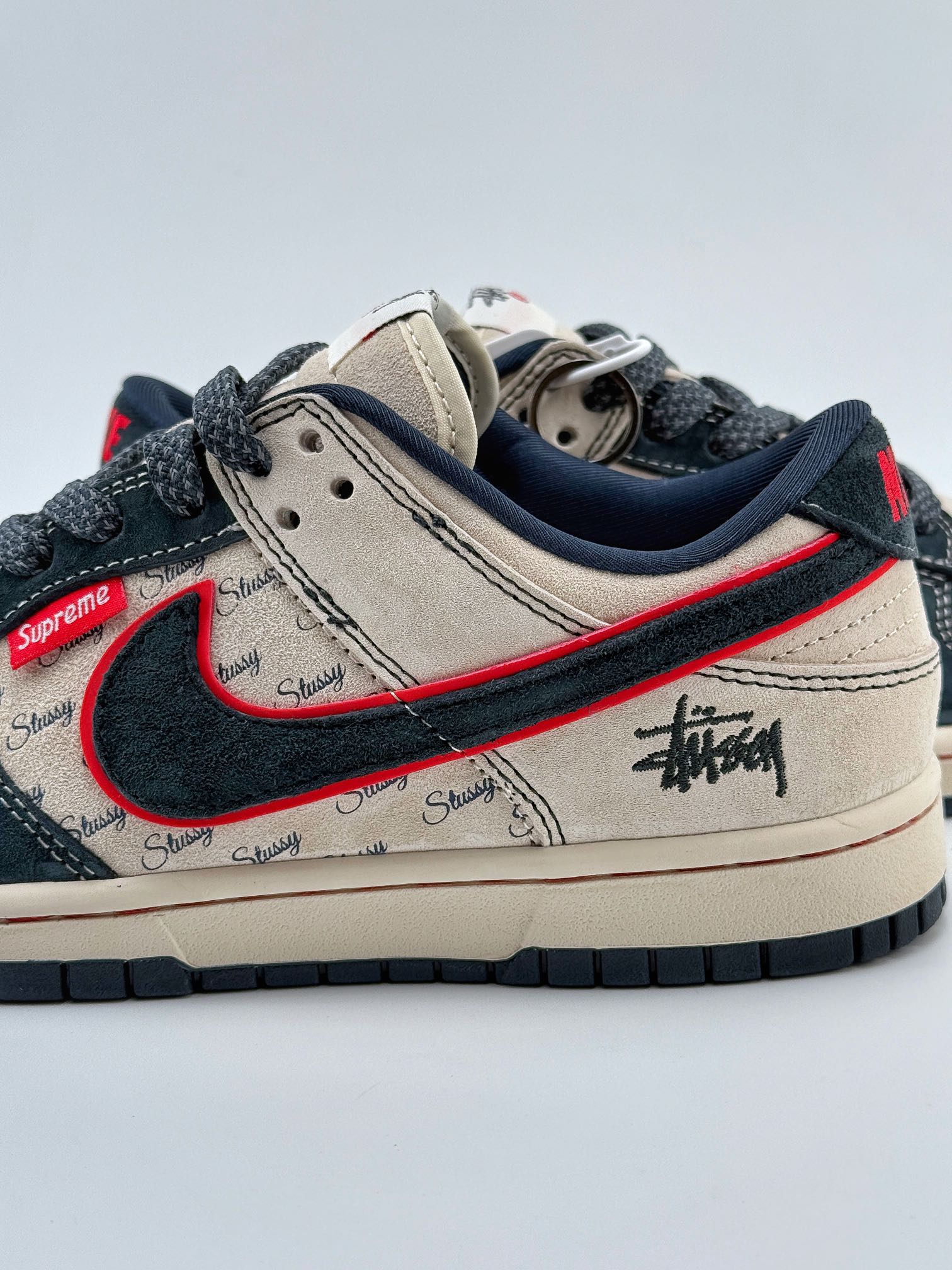 Nike SB Dunk Low x Stussy 灰深蓝满天星 DQ1098-520