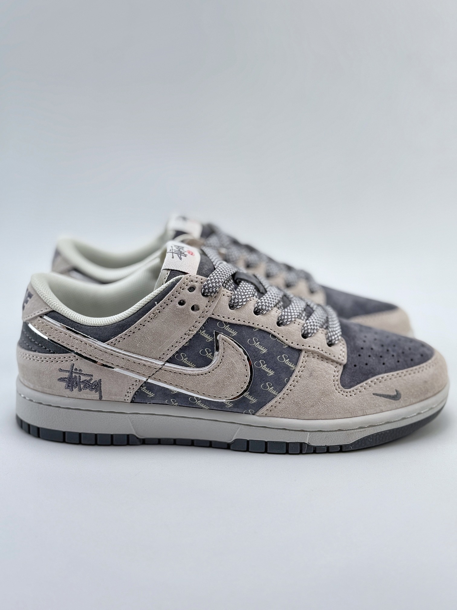 Nike SB Dunk Low x Stussy 灰蓝翻毛小钩满天星  XX2025-578