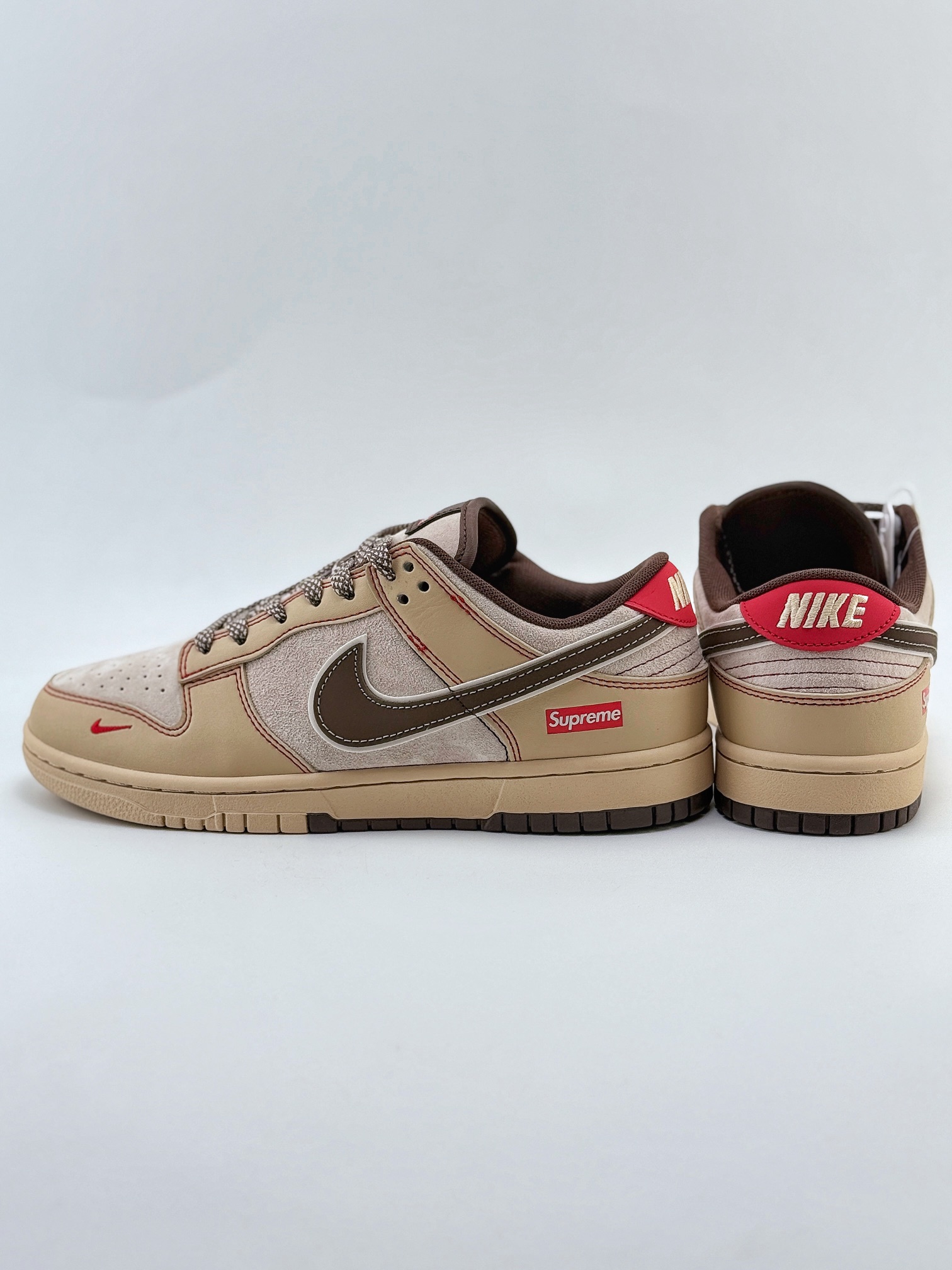 Nike SB Dunk Low x Supreme 米棕红小钩满天星  MM1089-021