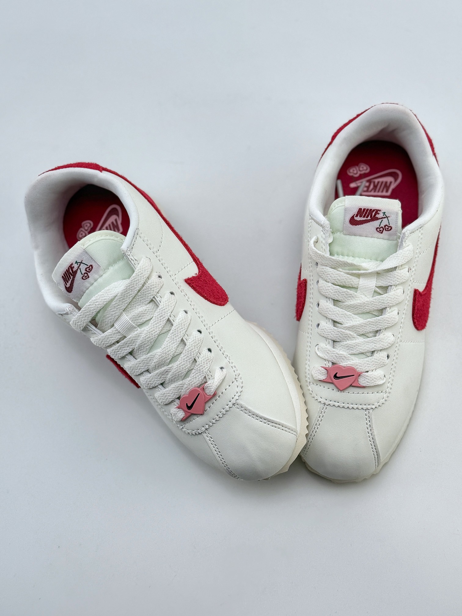 Nike Classic Cortez ”Valentine’s Day 2024” 白红经典阿甘 FJ2530-001