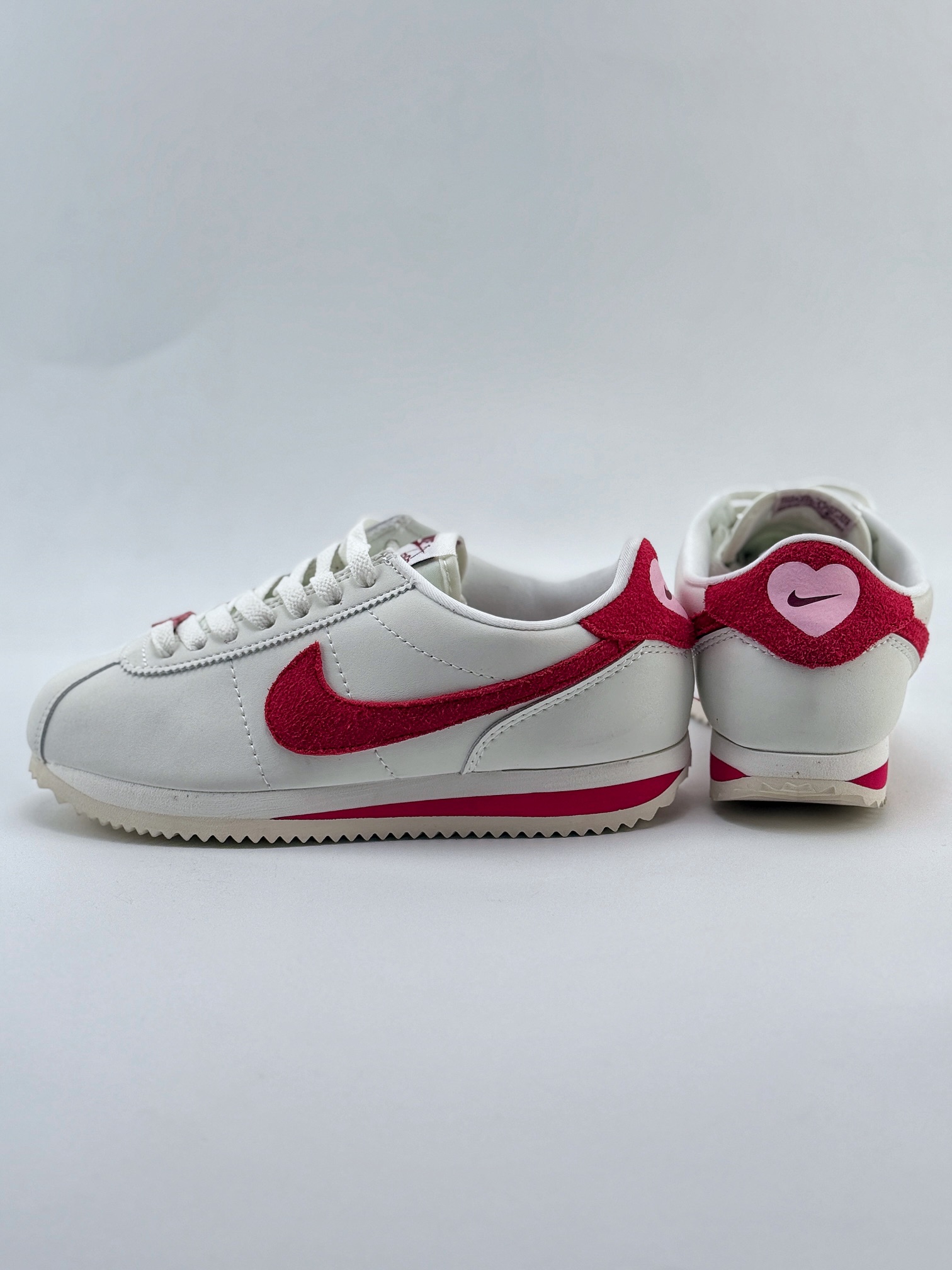 Nike Classic Cortez ”Valentine’s Day 2024” 白红经典阿甘 FJ2530-001