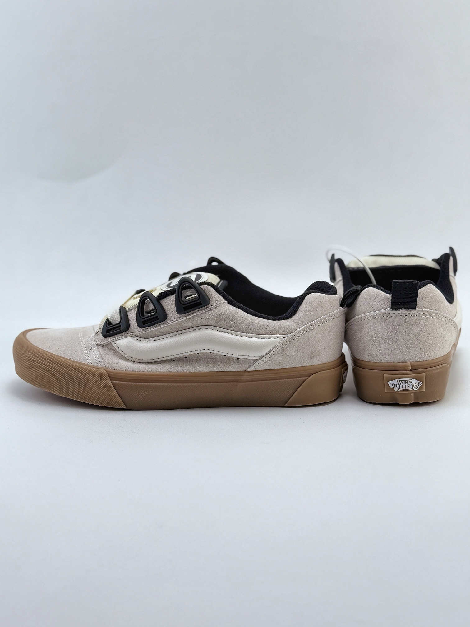 Vans Knu Skool 百搭休闲防滑减震低帮板鞋